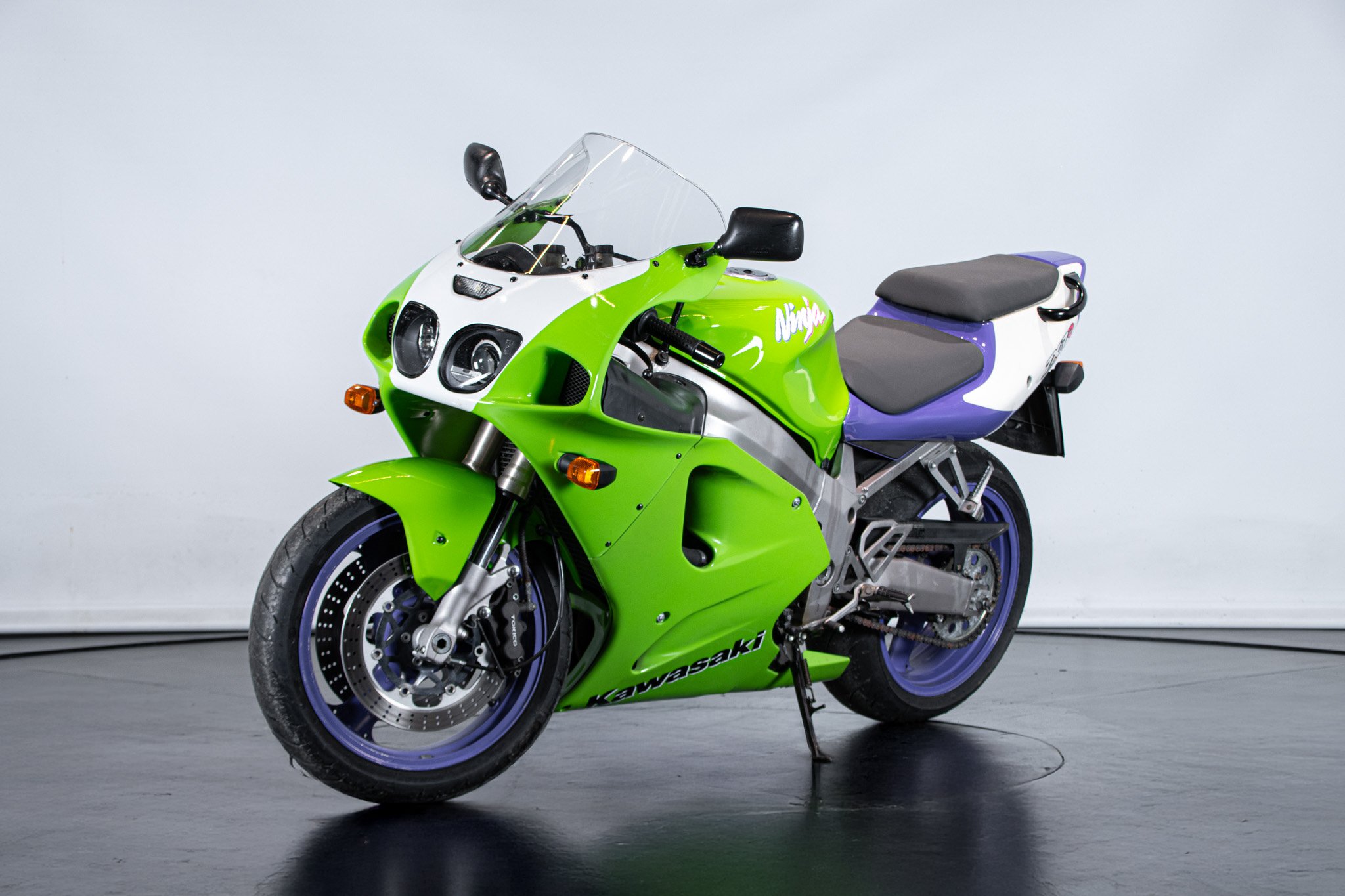 Kawasaki ZX-7R 