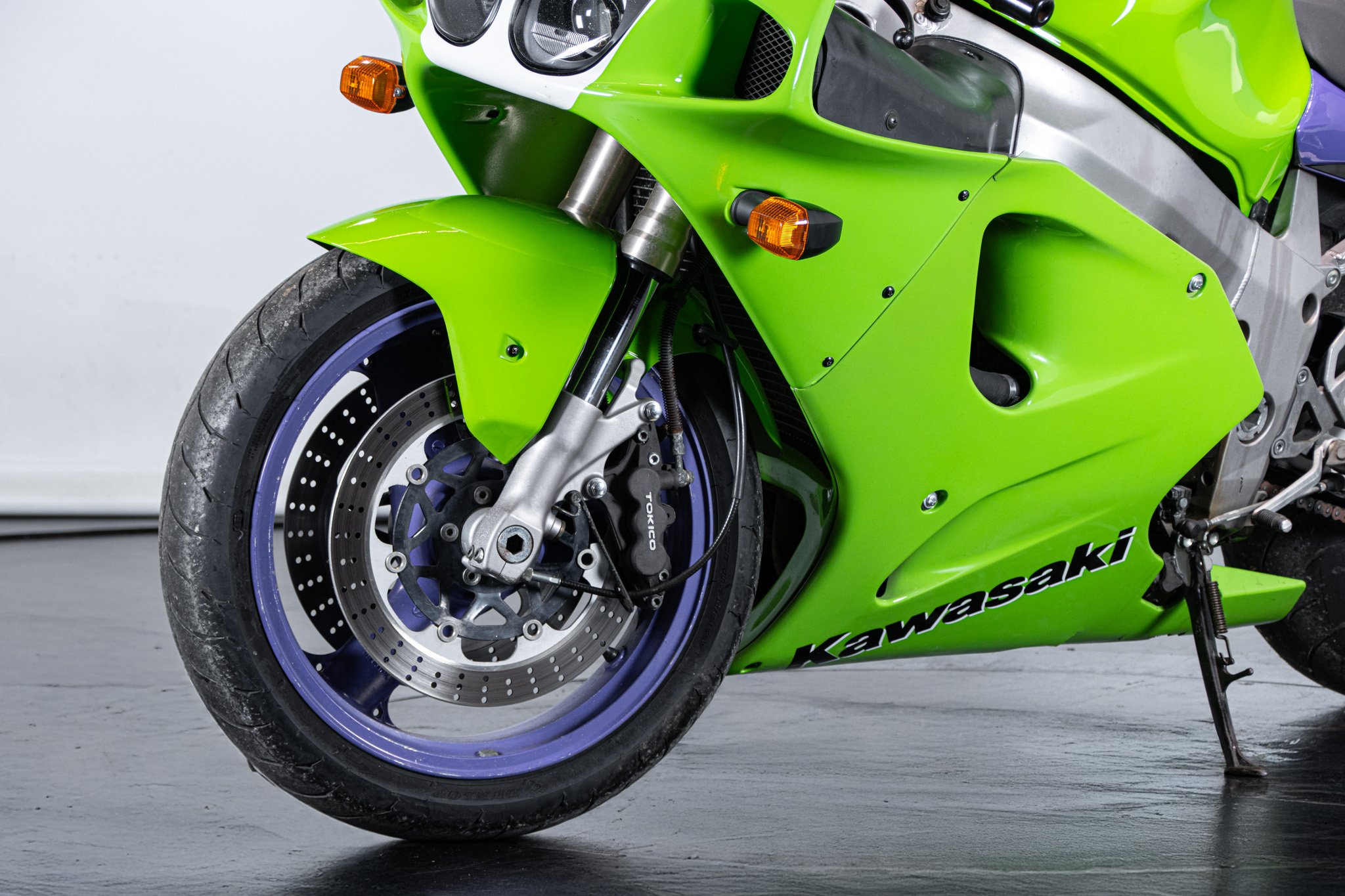 Kawasaki ZX-7R 