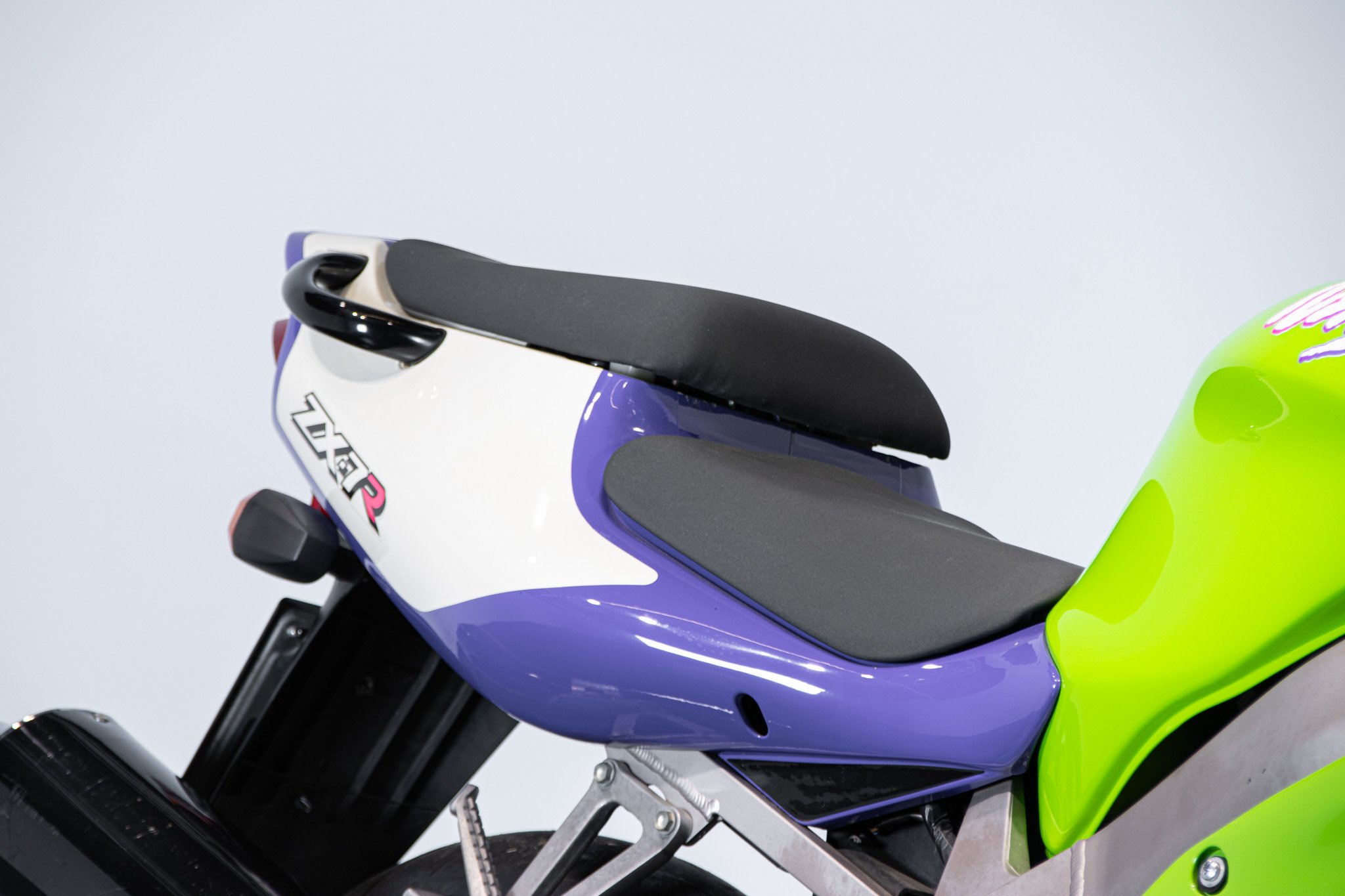 Kawasaki ZX-7R 