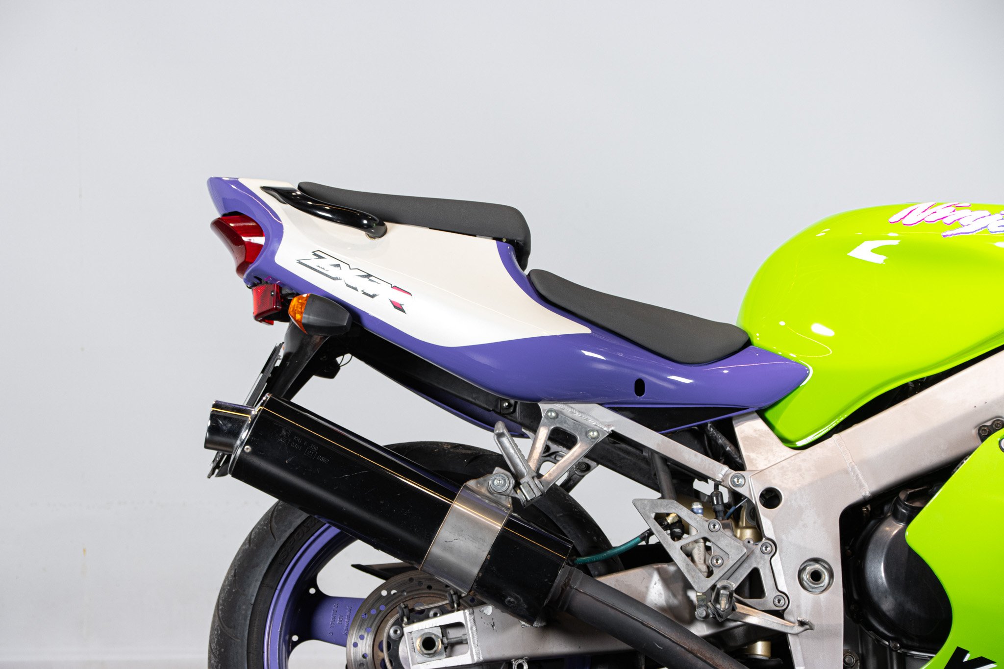 Kawasaki ZX-7R 