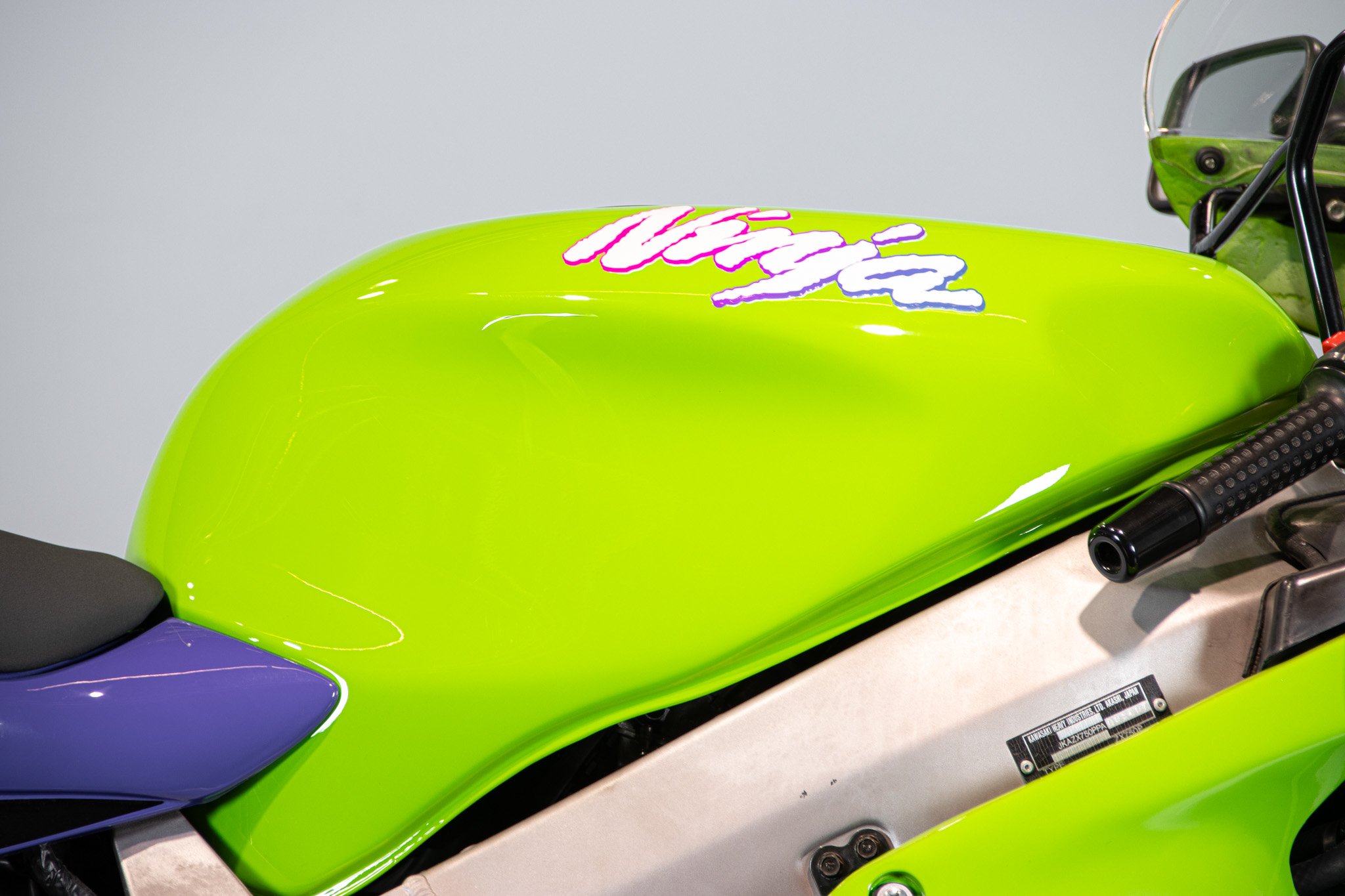 Kawasaki ZX-7R 