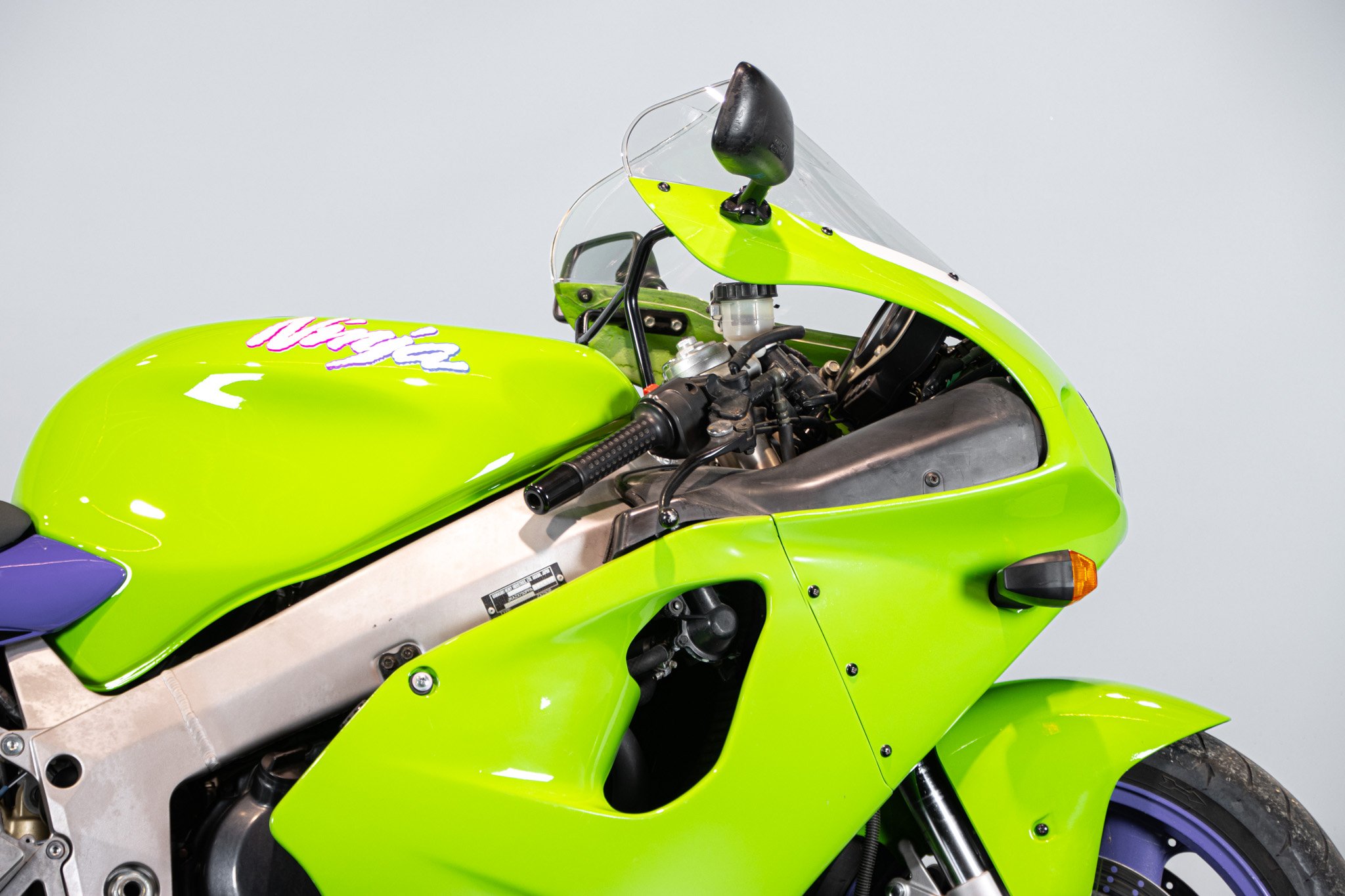 Kawasaki ZX-7R 