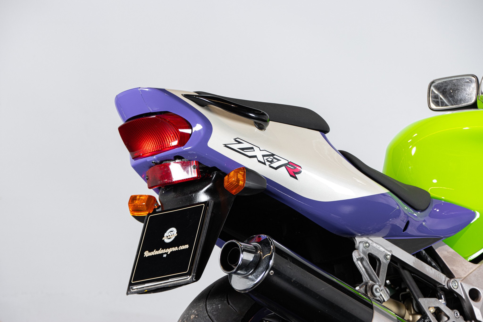 Kawasaki ZX-7R 