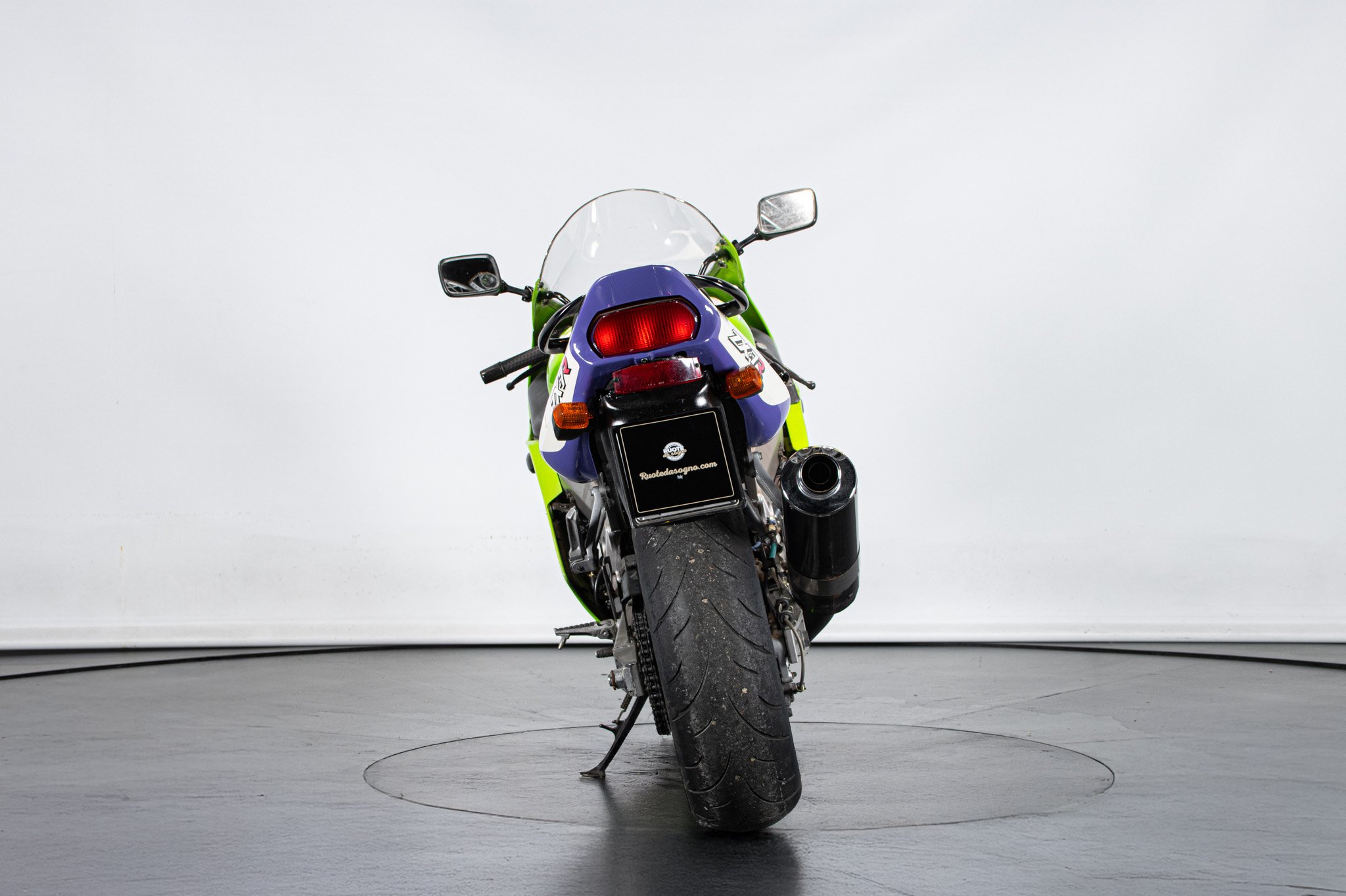 Kawasaki ZX-7R 