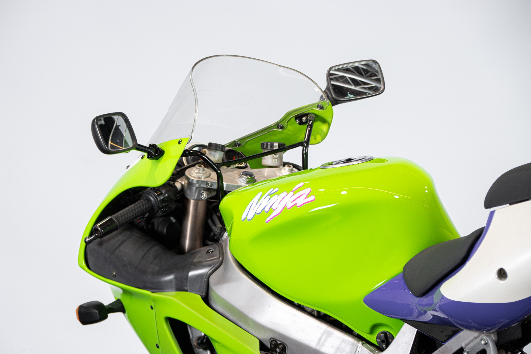 Kawasaki ZX-7R 