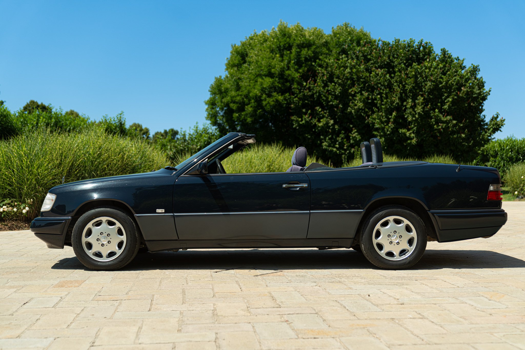 Mercedes Benz CE 200 CABRIO 