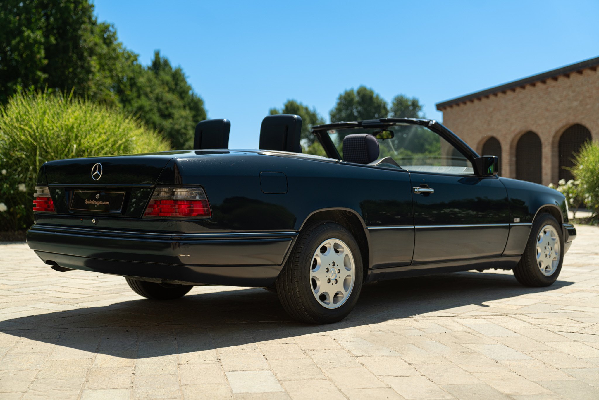 Mercedes Benz CE 200 CABRIO 