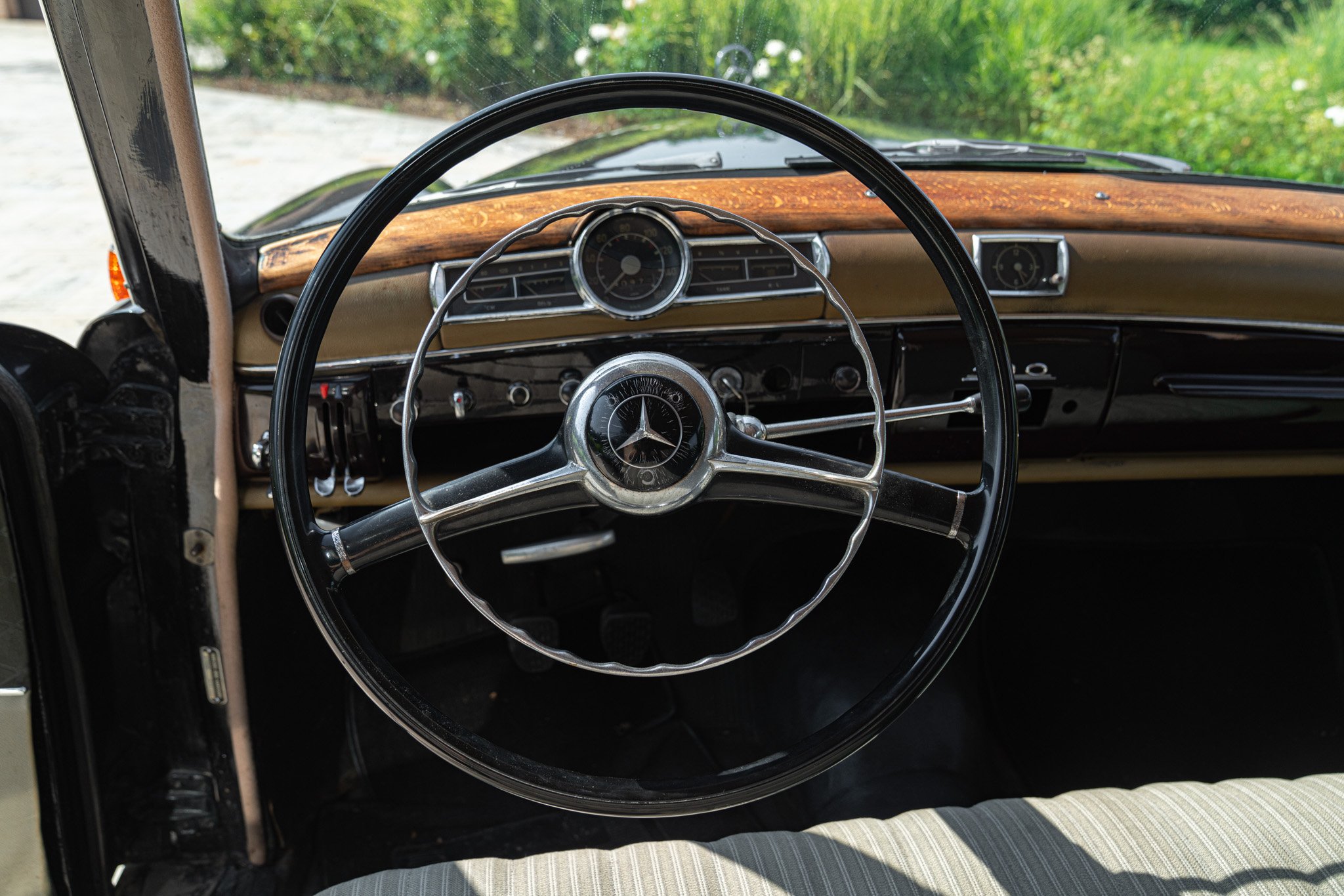 Mercedes Benz 190 