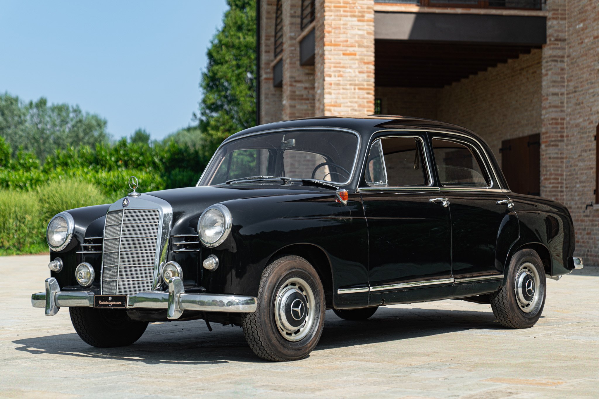 Mercedes Benz 190 