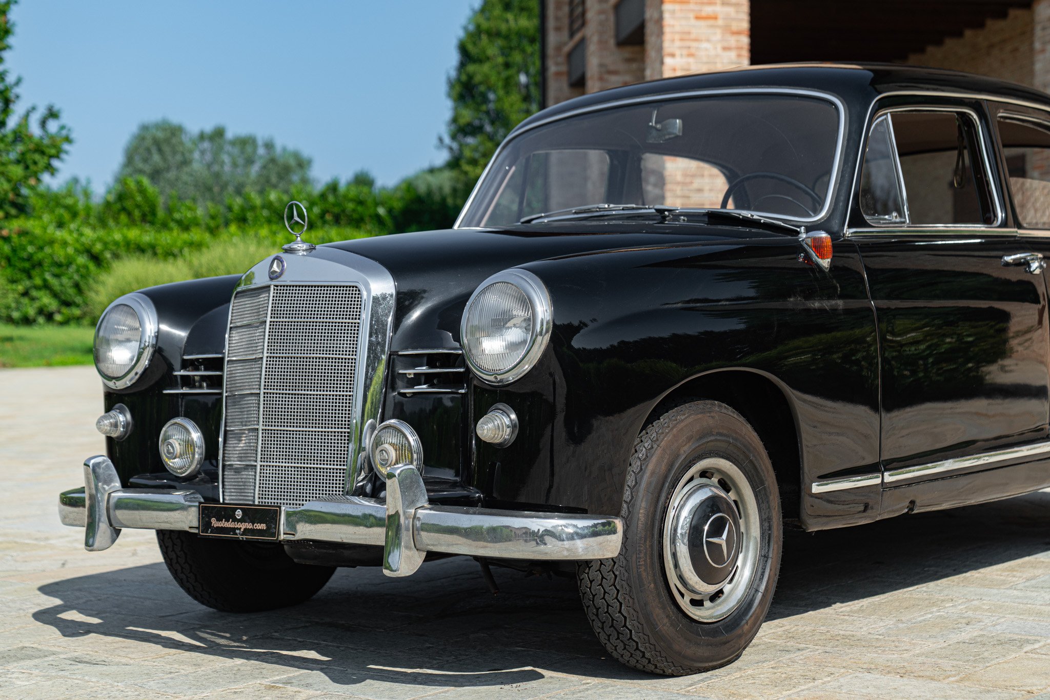 Mercedes Benz 190 