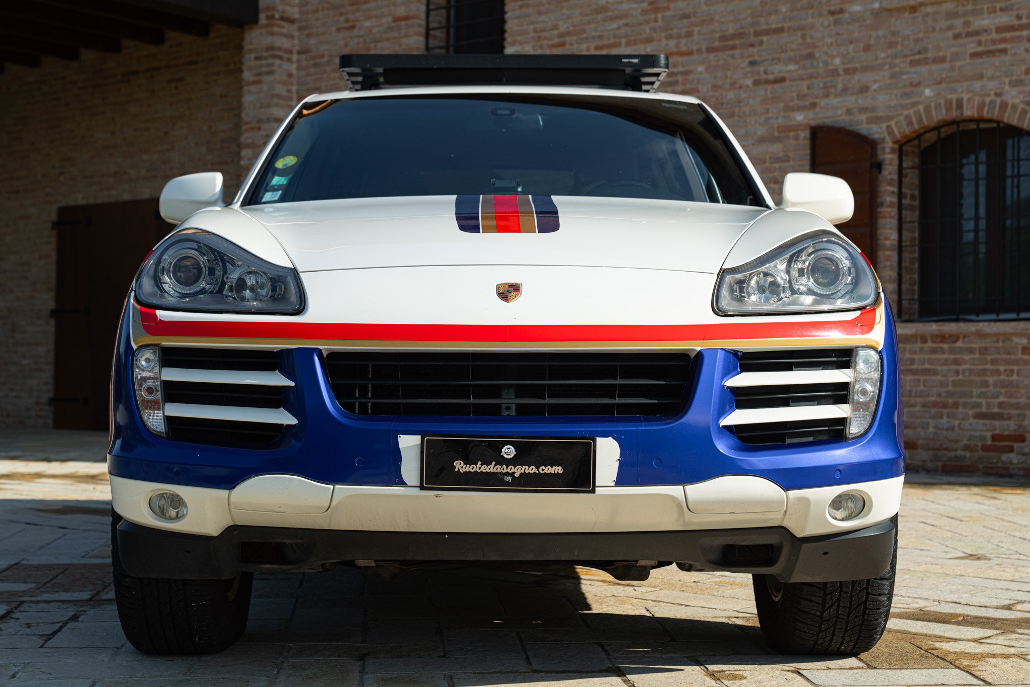 Porsche CAYENNE S LIVREA ROTHMANS 