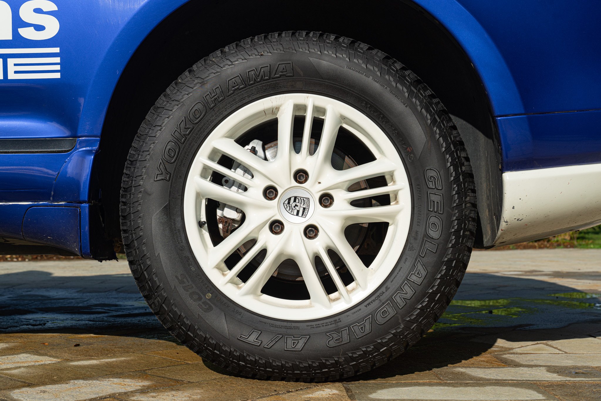 Porsche CAYENNE S LIVREA ROTHMANS 