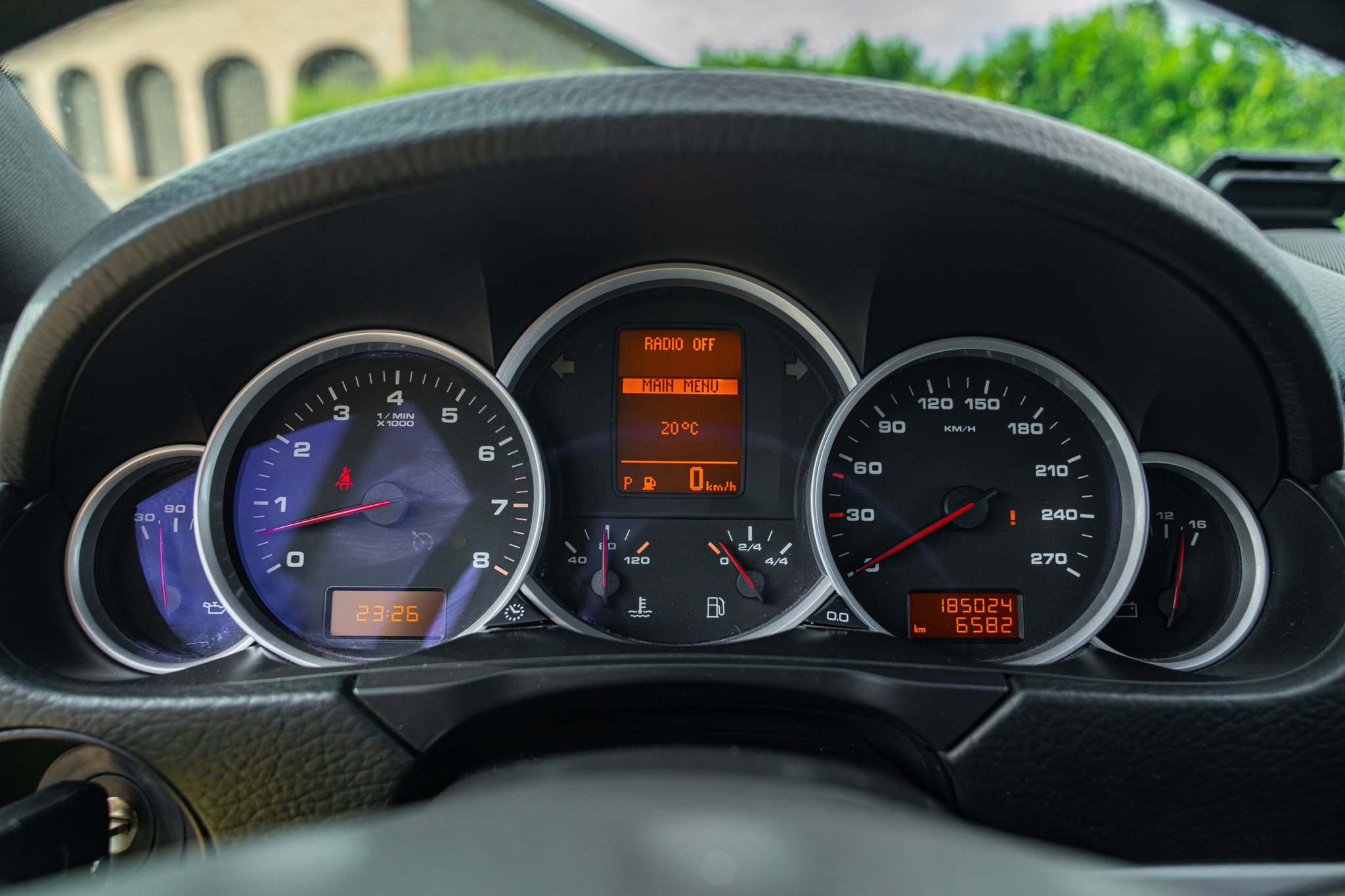 Porsche CAYENNE S LIVREA ROTHMANS 