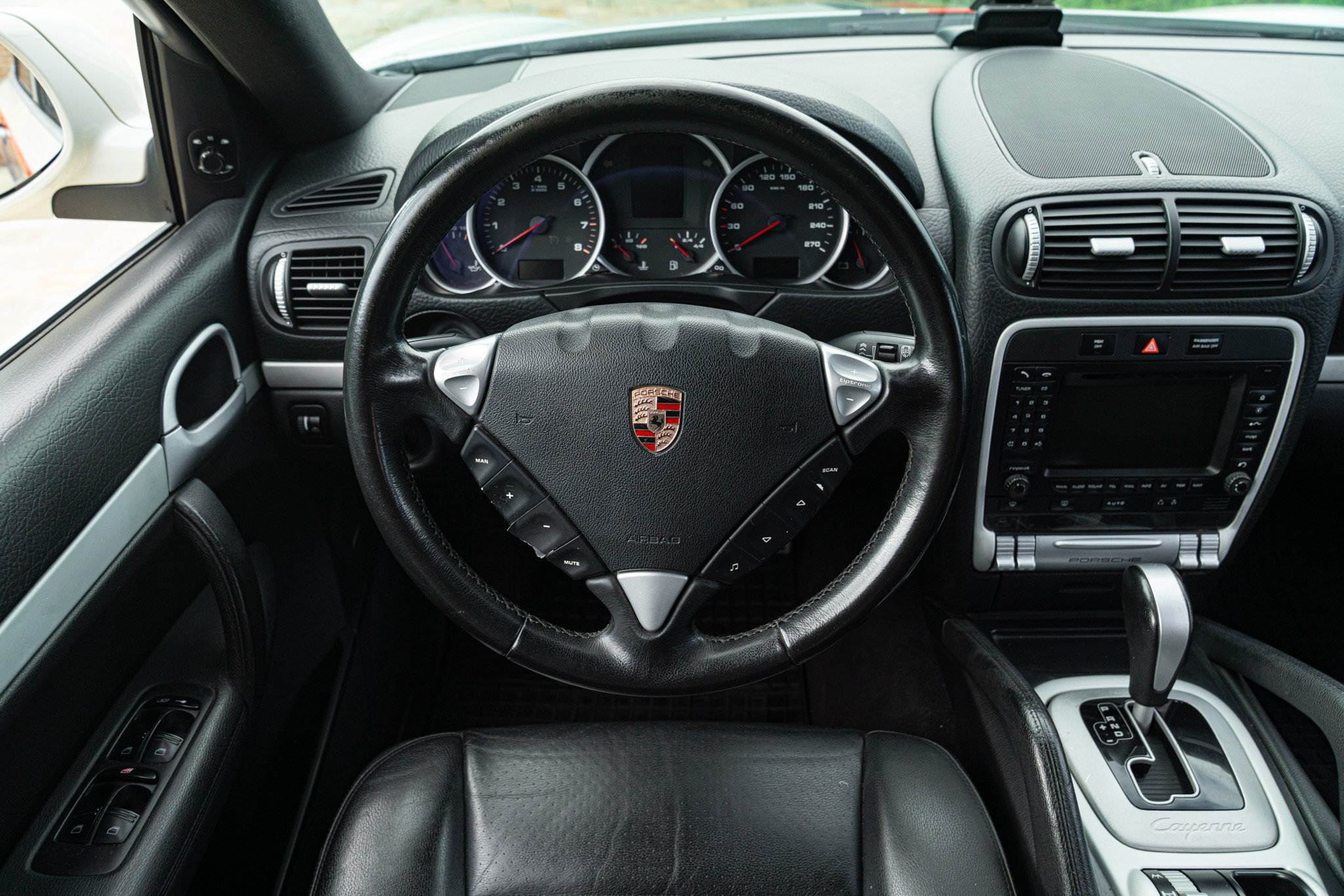 Porsche CAYENNE S LIVREA ROTHMANS 