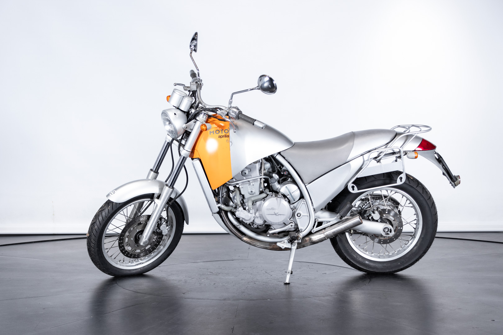Aprilia Motò 650 