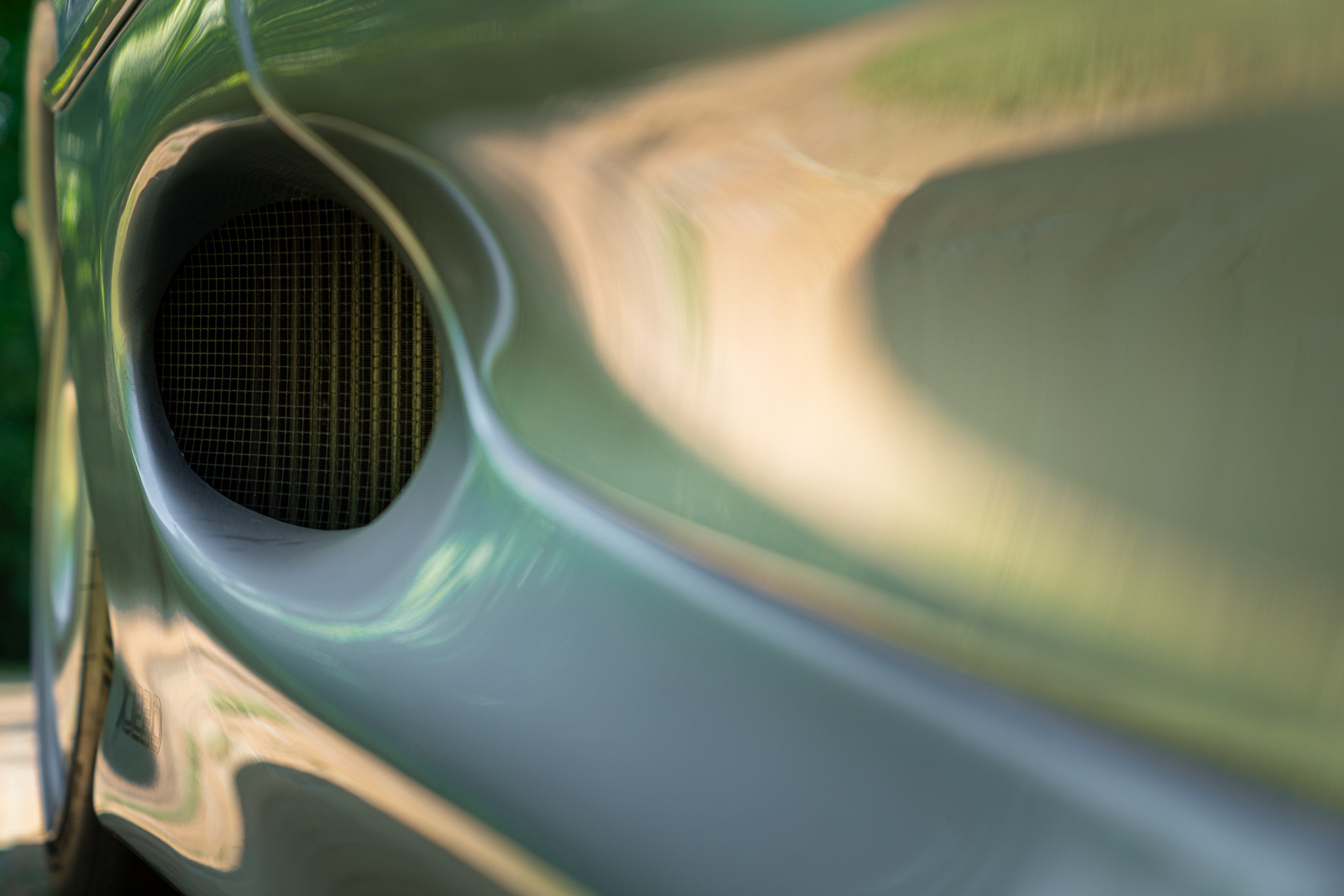 Jaguar XJ 220 
