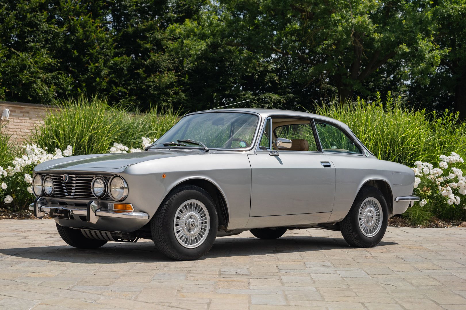 Alfa Romeo GT 2000 VELOCE 