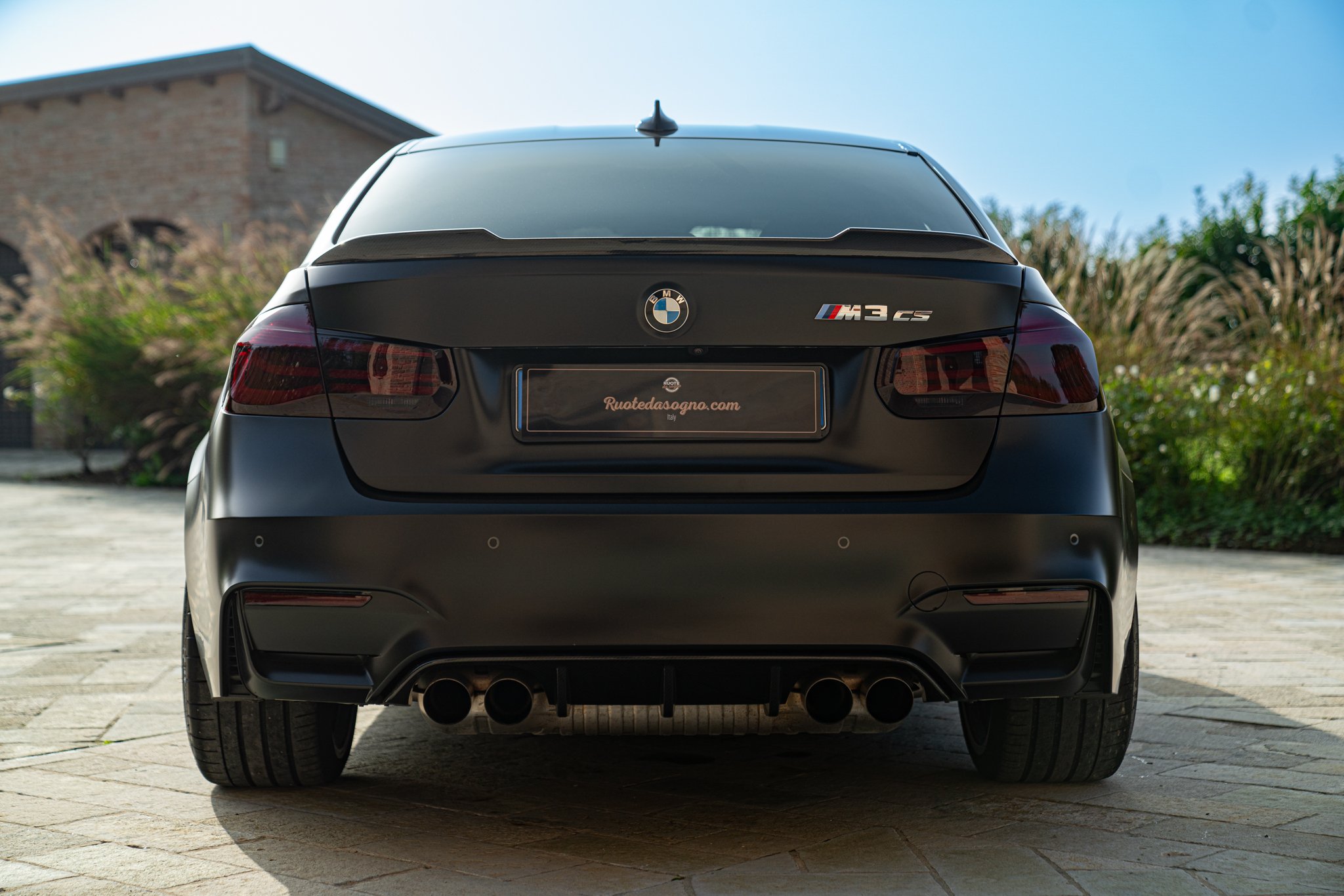 BMW M3 CS 