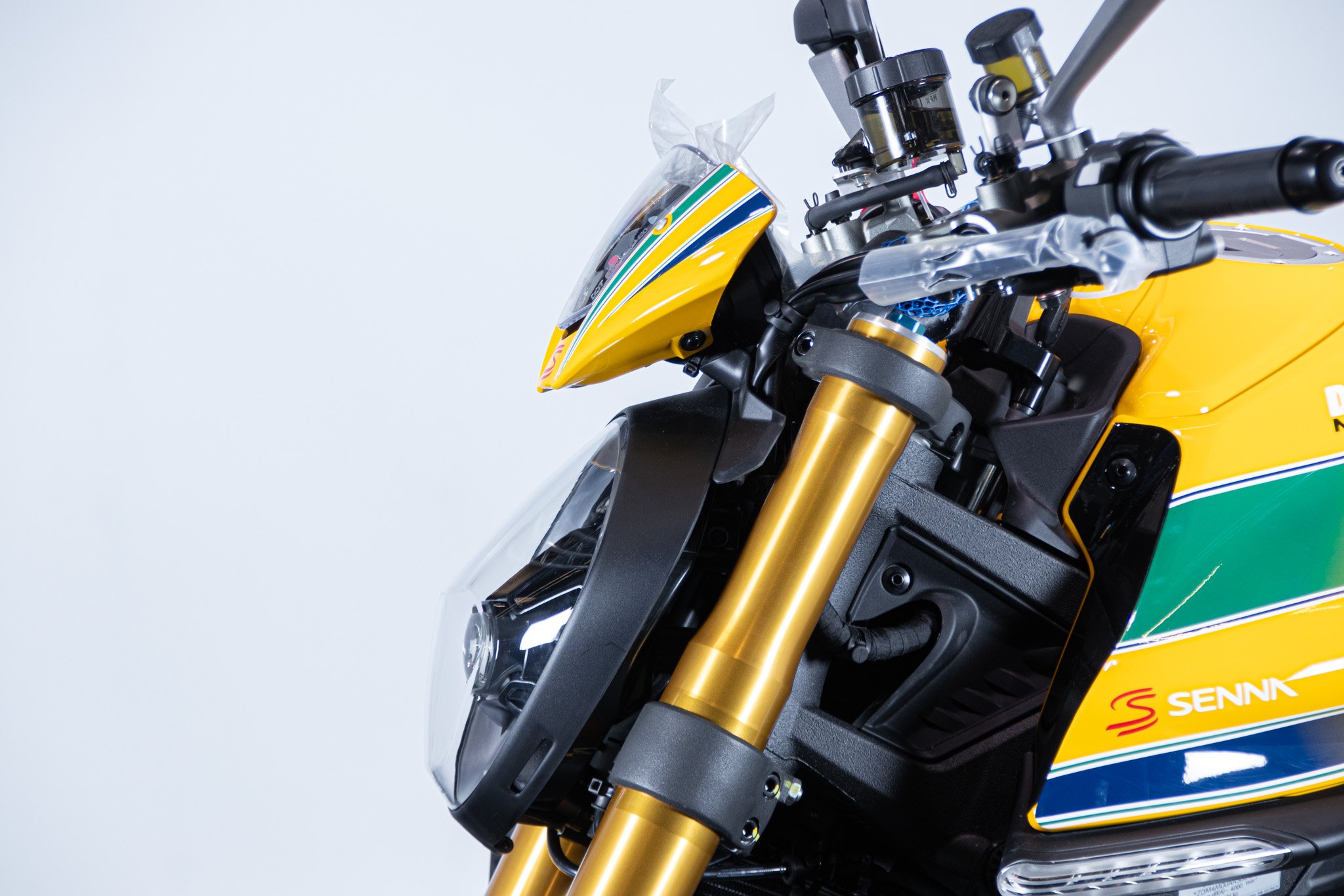 Ducati DUCATI MONSTER SENNA 