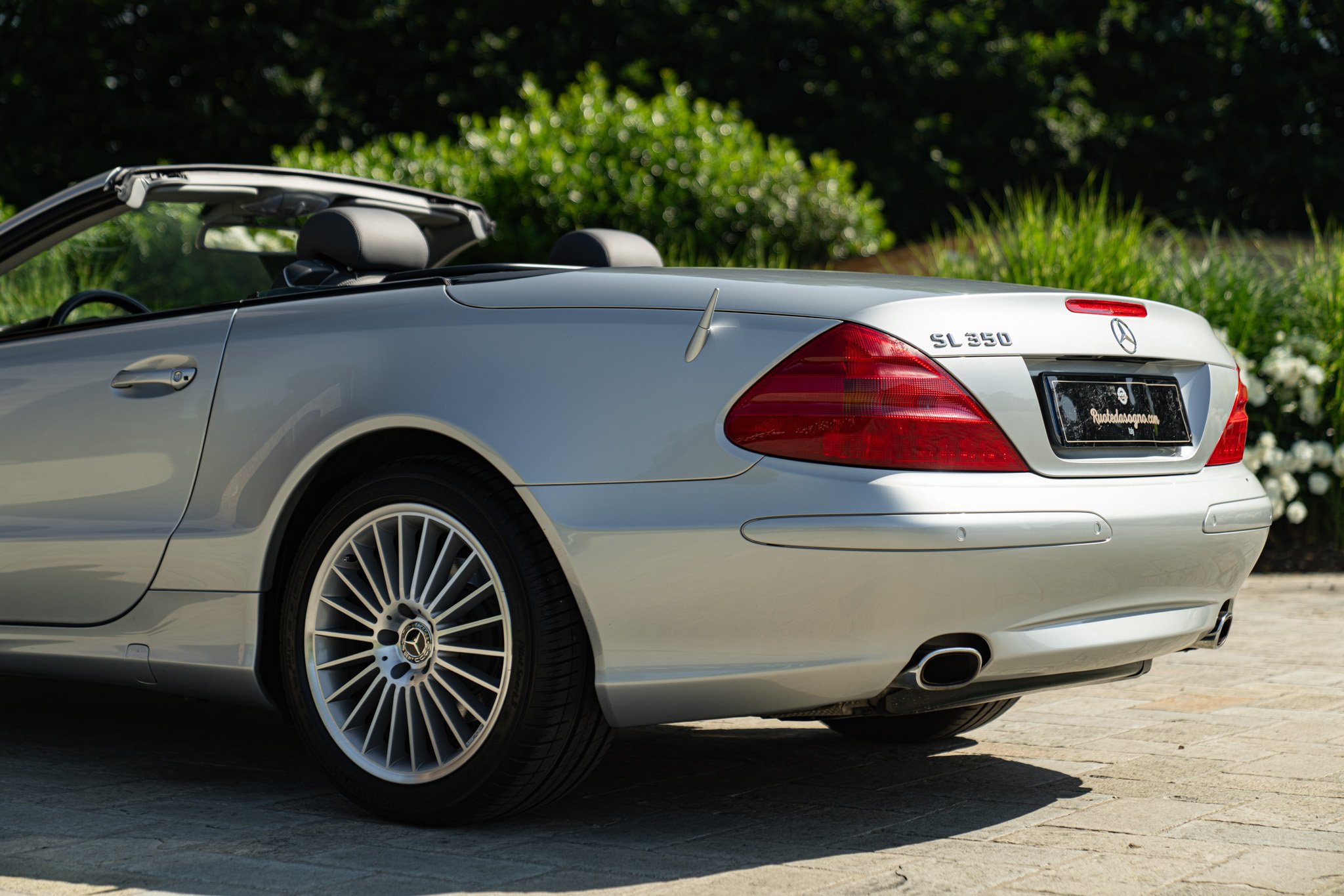Mercedes Benz 350 SL AMG 