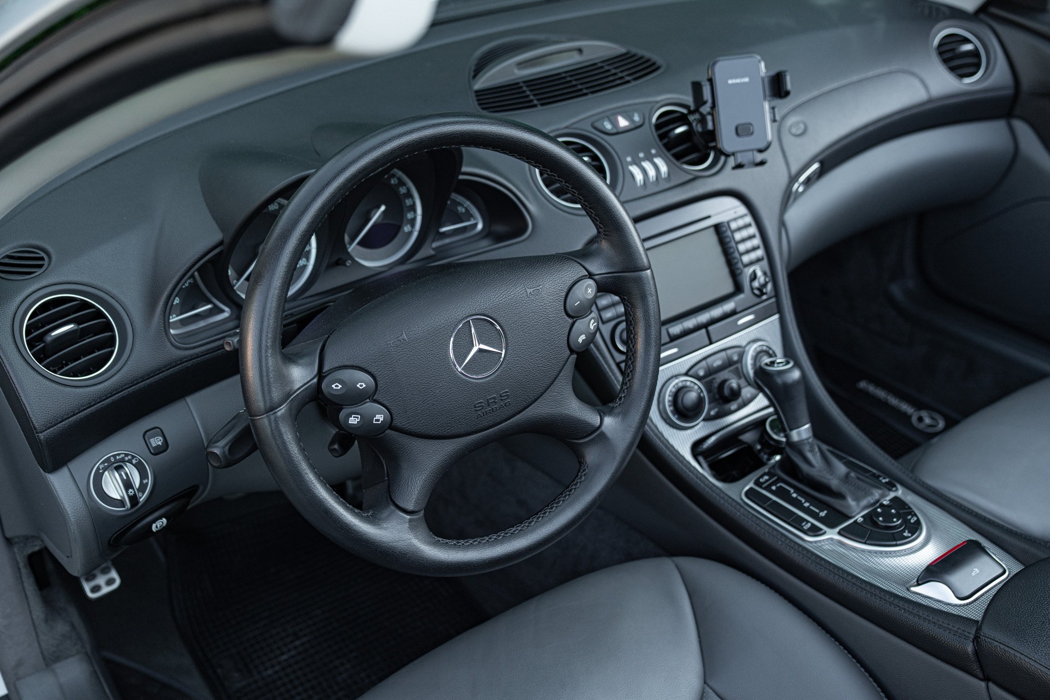 Mercedes Benz 350 SL AMG 
