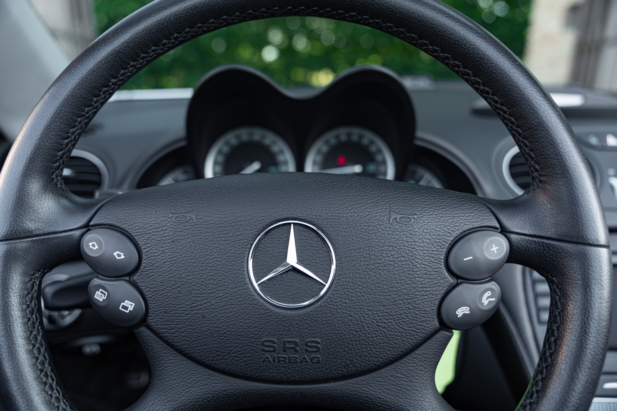 Mercedes Benz 350 SL AMG 