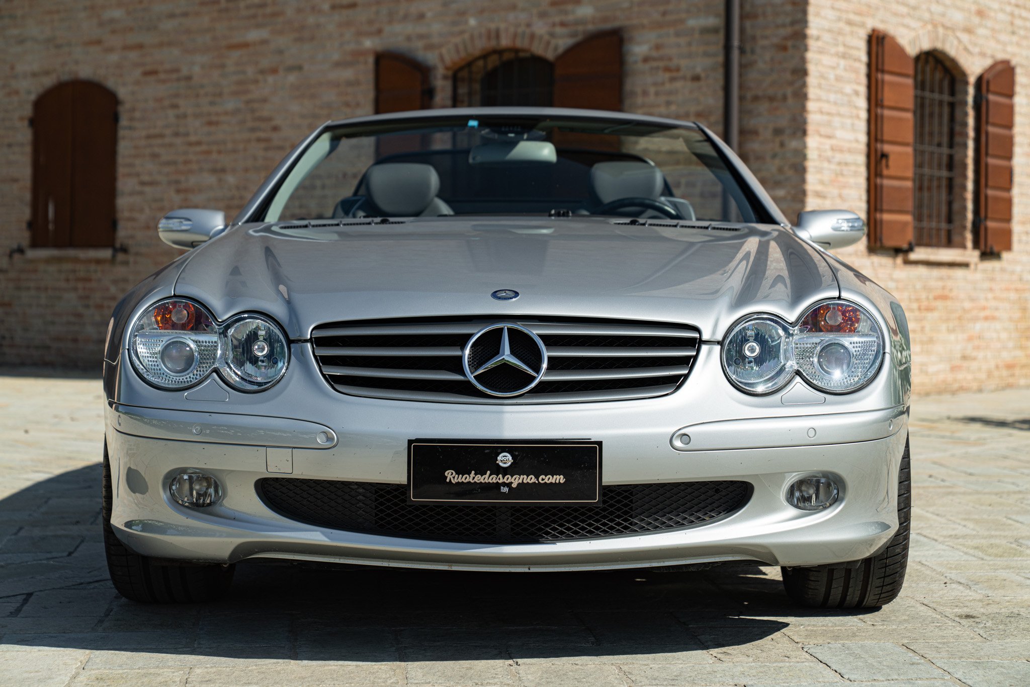 Mercedes Benz 350 SL AMG 