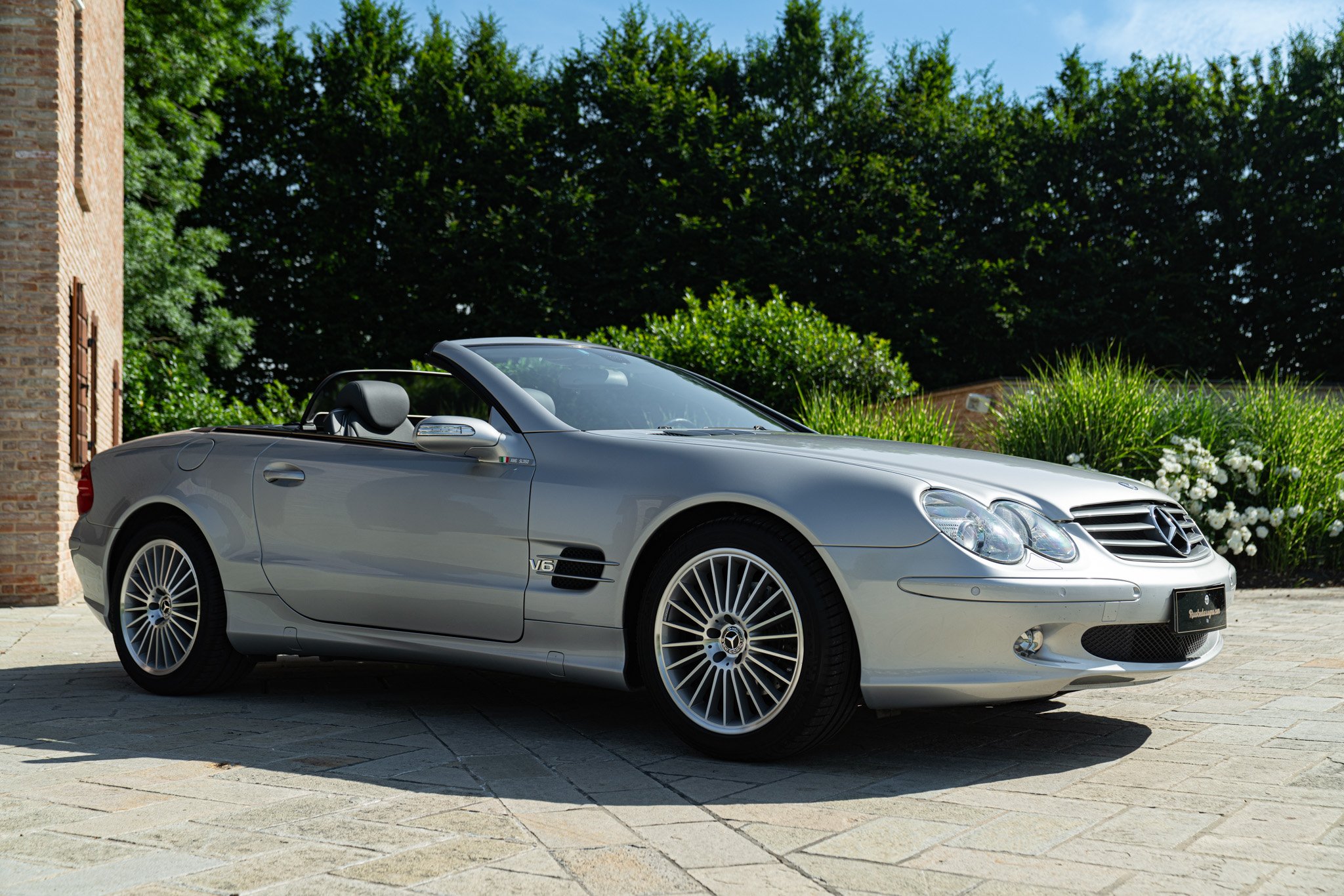 Mercedes Benz 350 SL AMG 