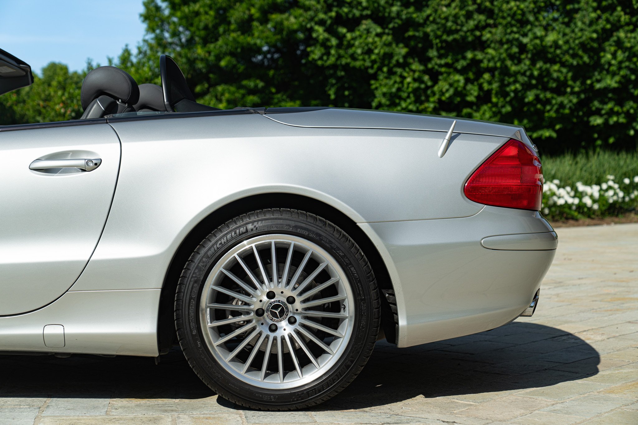 Mercedes Benz 350 SL AMG 