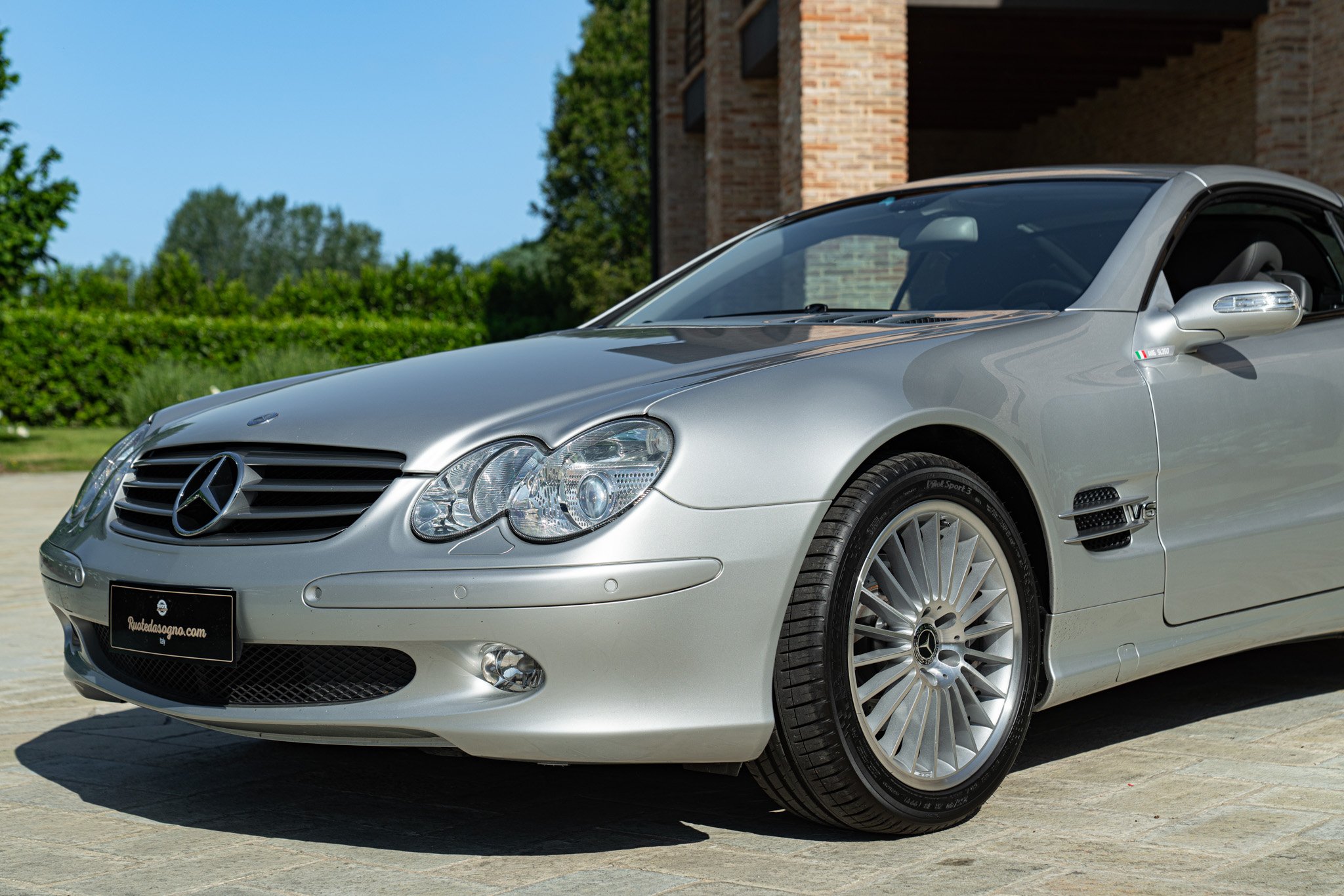 Mercedes Benz 350 SL AMG 