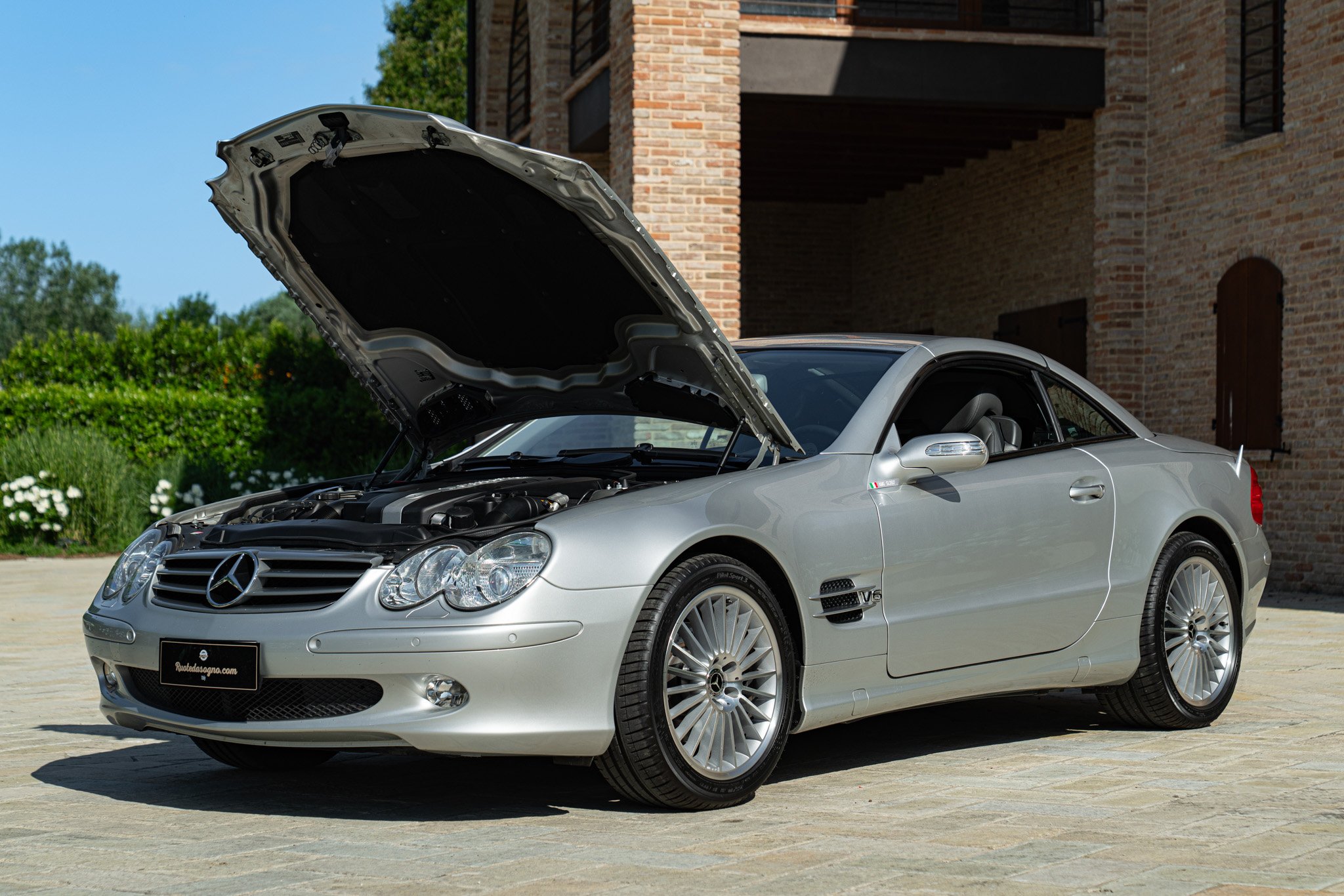 Mercedes Benz 350 SL AMG 