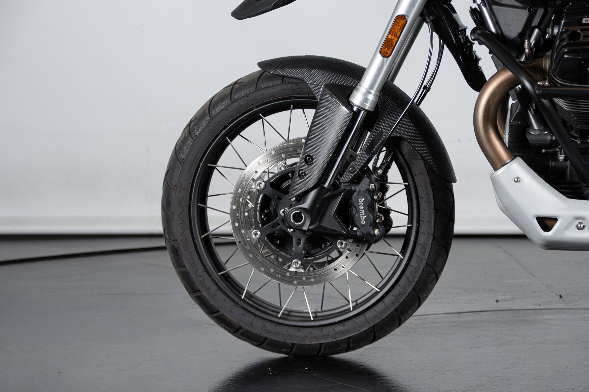 Moto Guzzi V85 TT GUARDIA D’ONORE 1946 