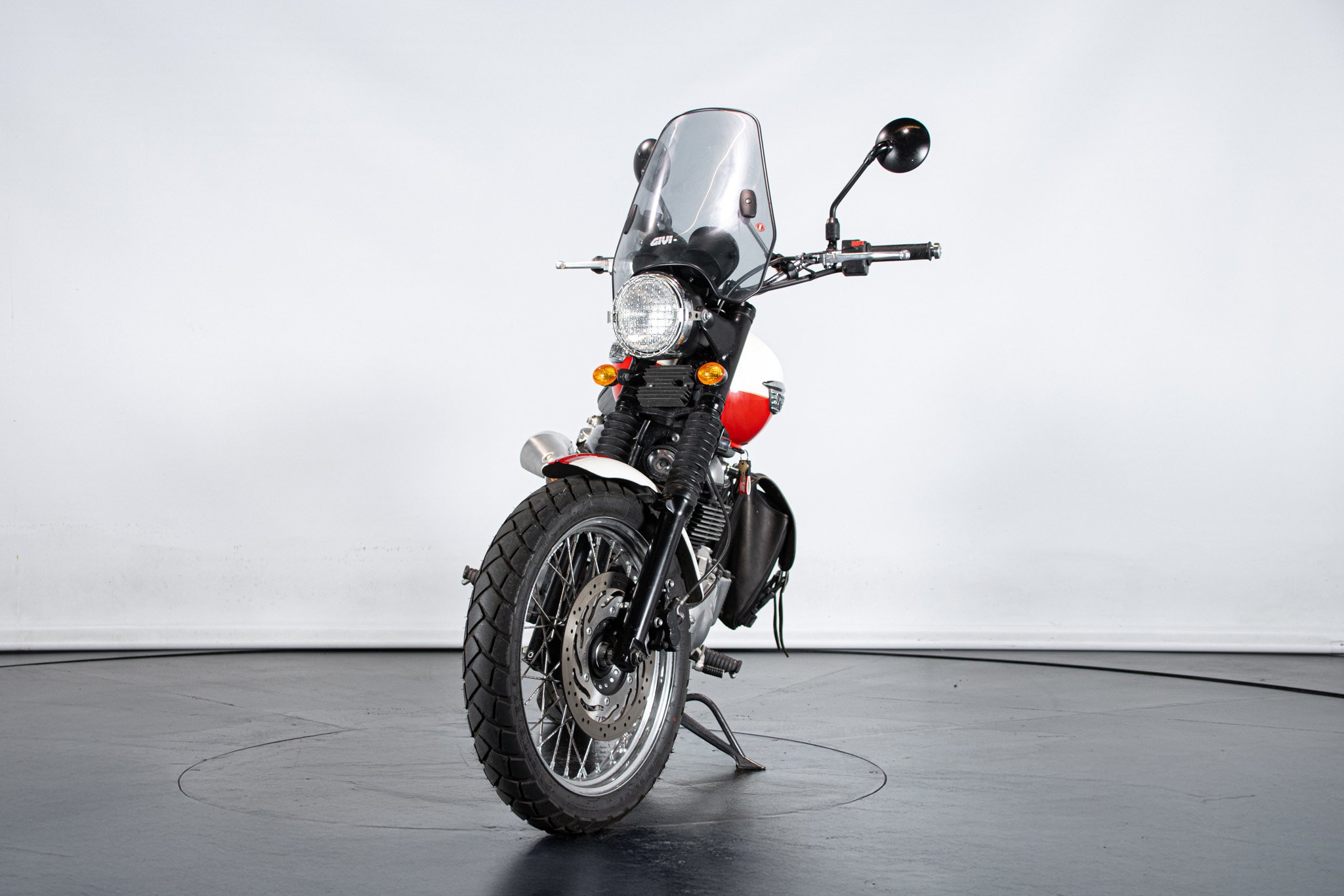Triumph SCRAMBLER 900 
