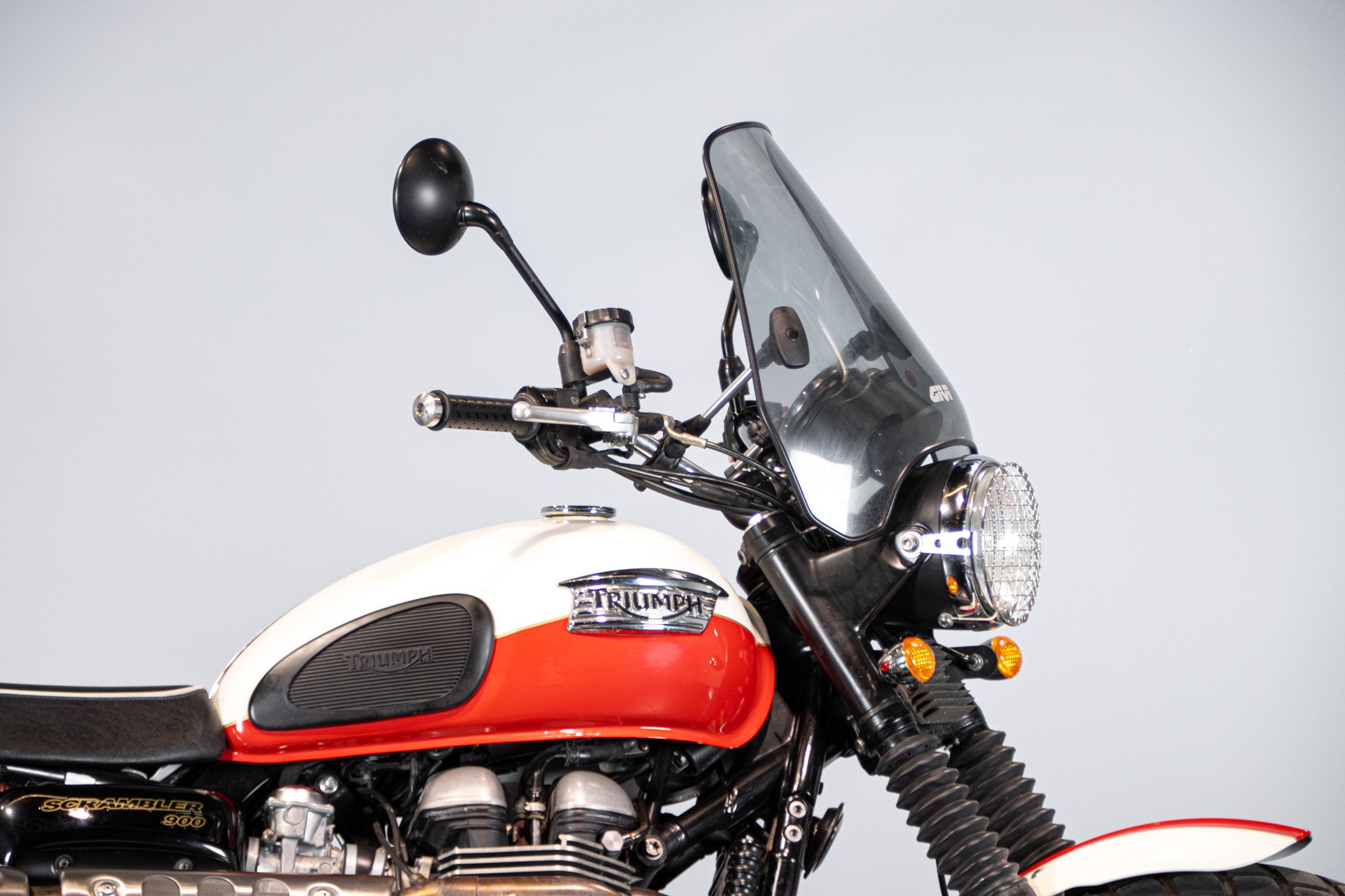 Triumph SCRAMBLER 900 