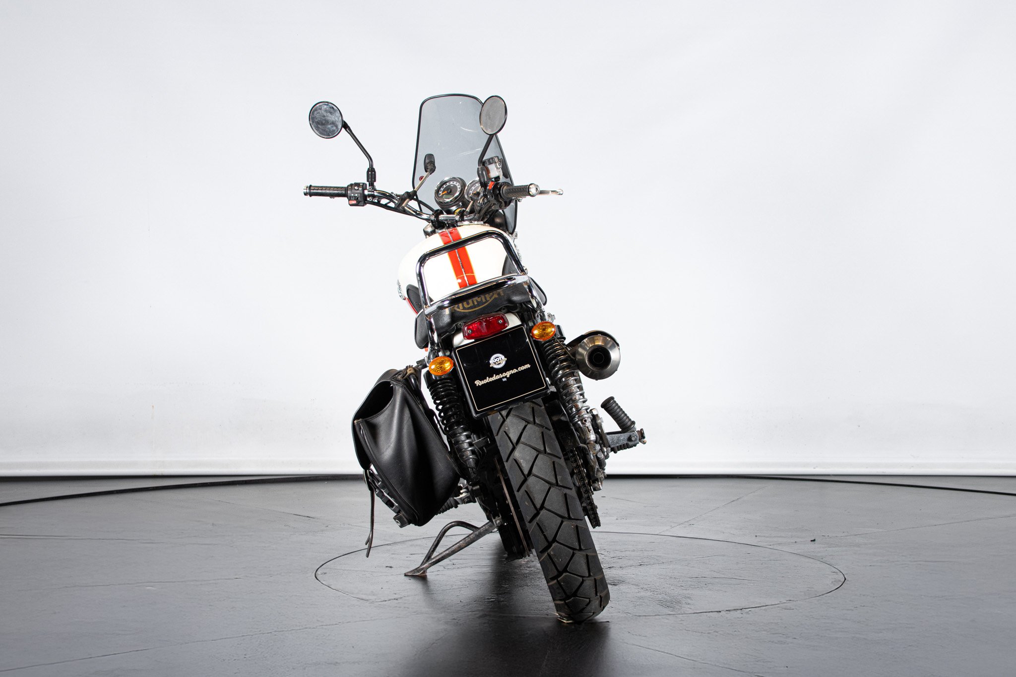 Triumph SCRAMBLER 900 