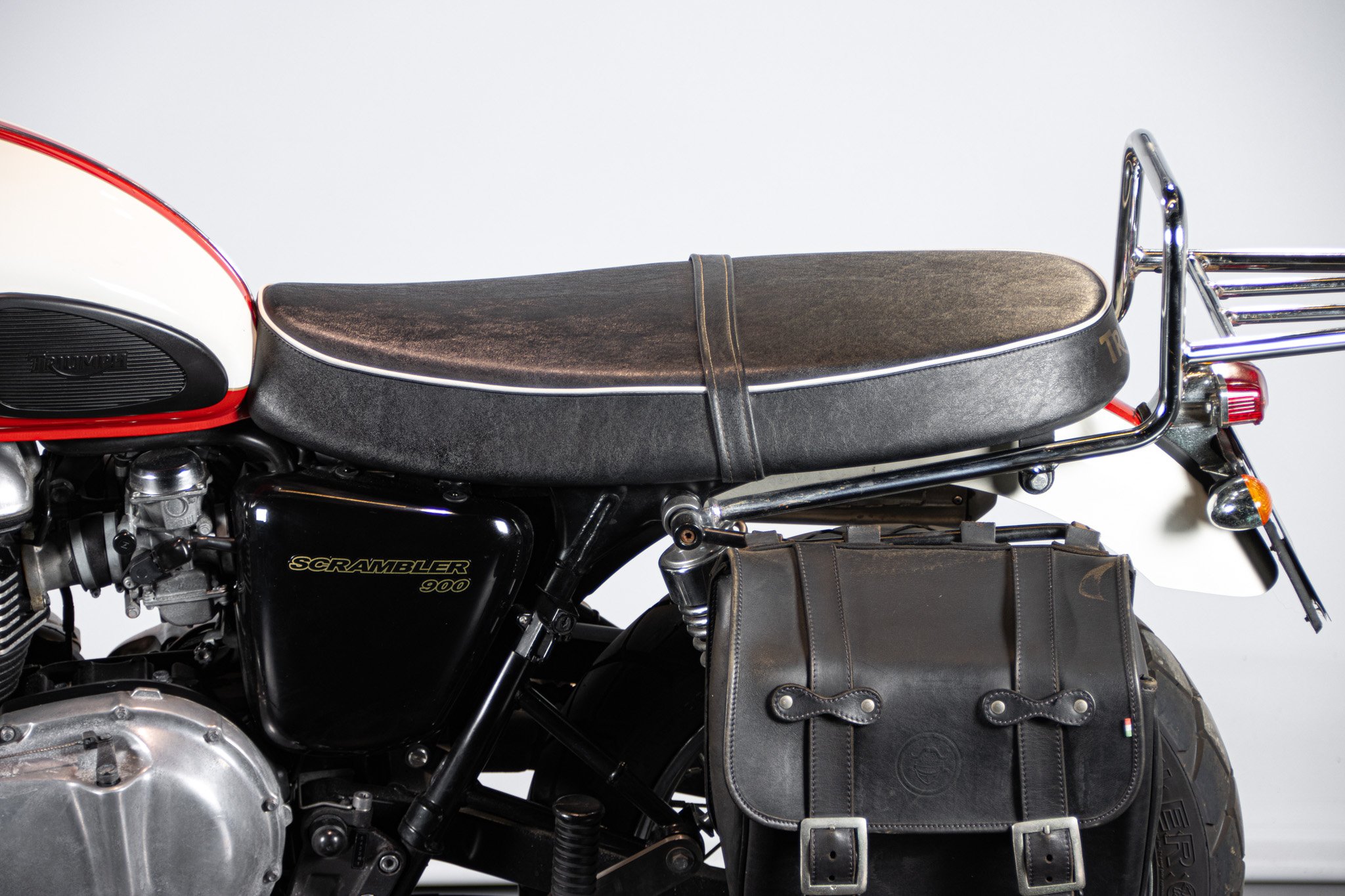 Triumph SCRAMBLER 900 