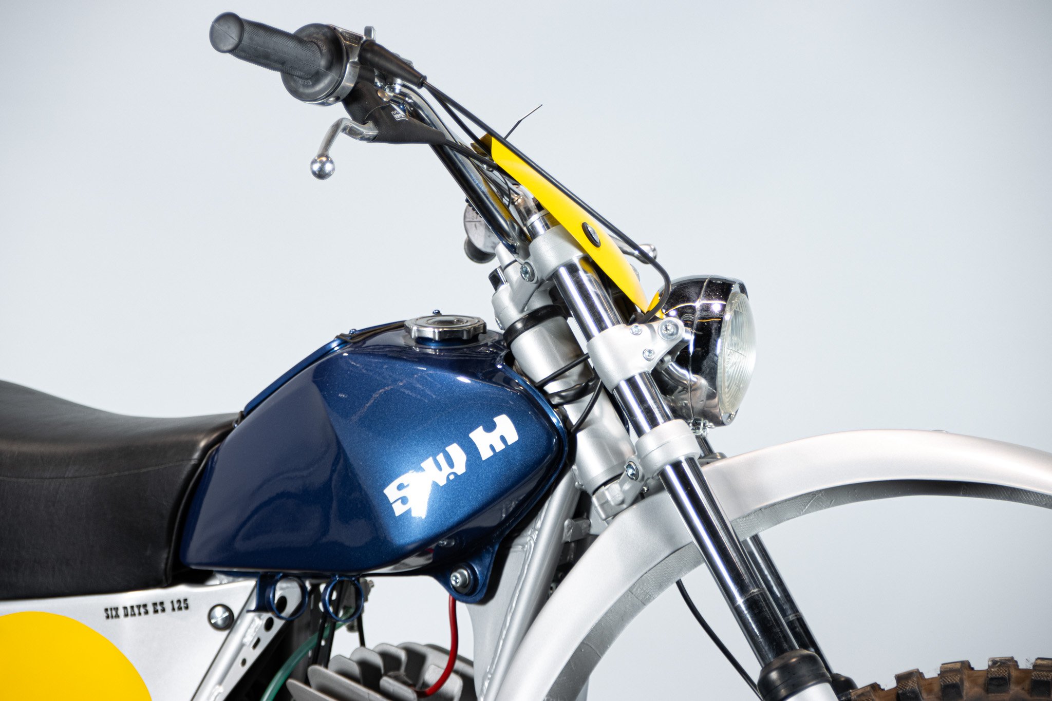 SWM SIX DAYS ES 125 