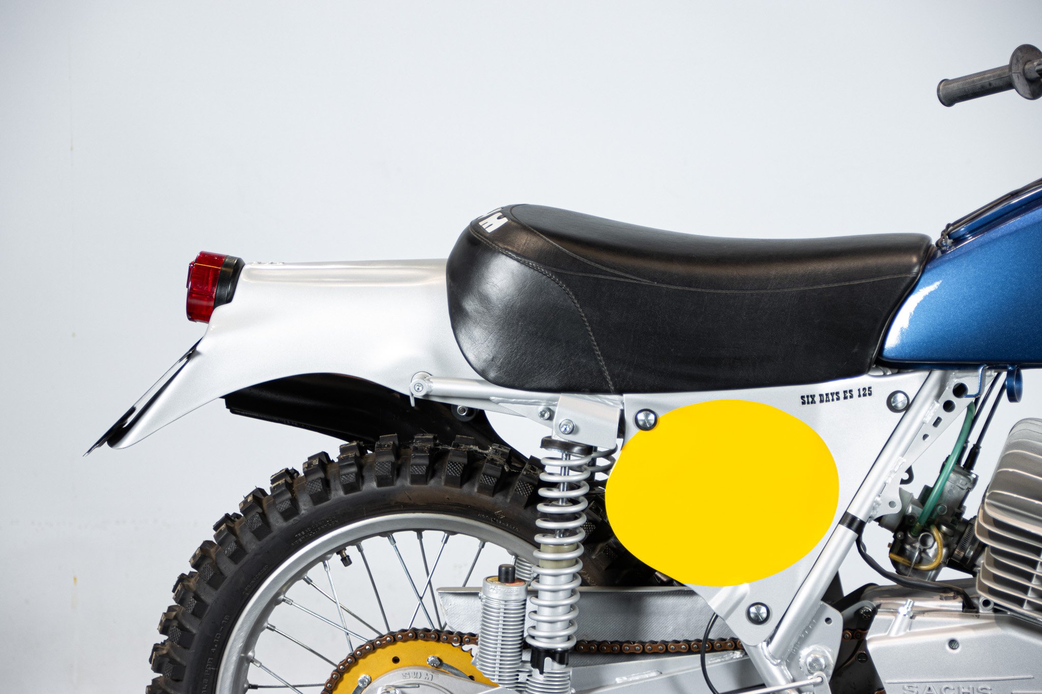 SWM SIX DAYS ES 125 