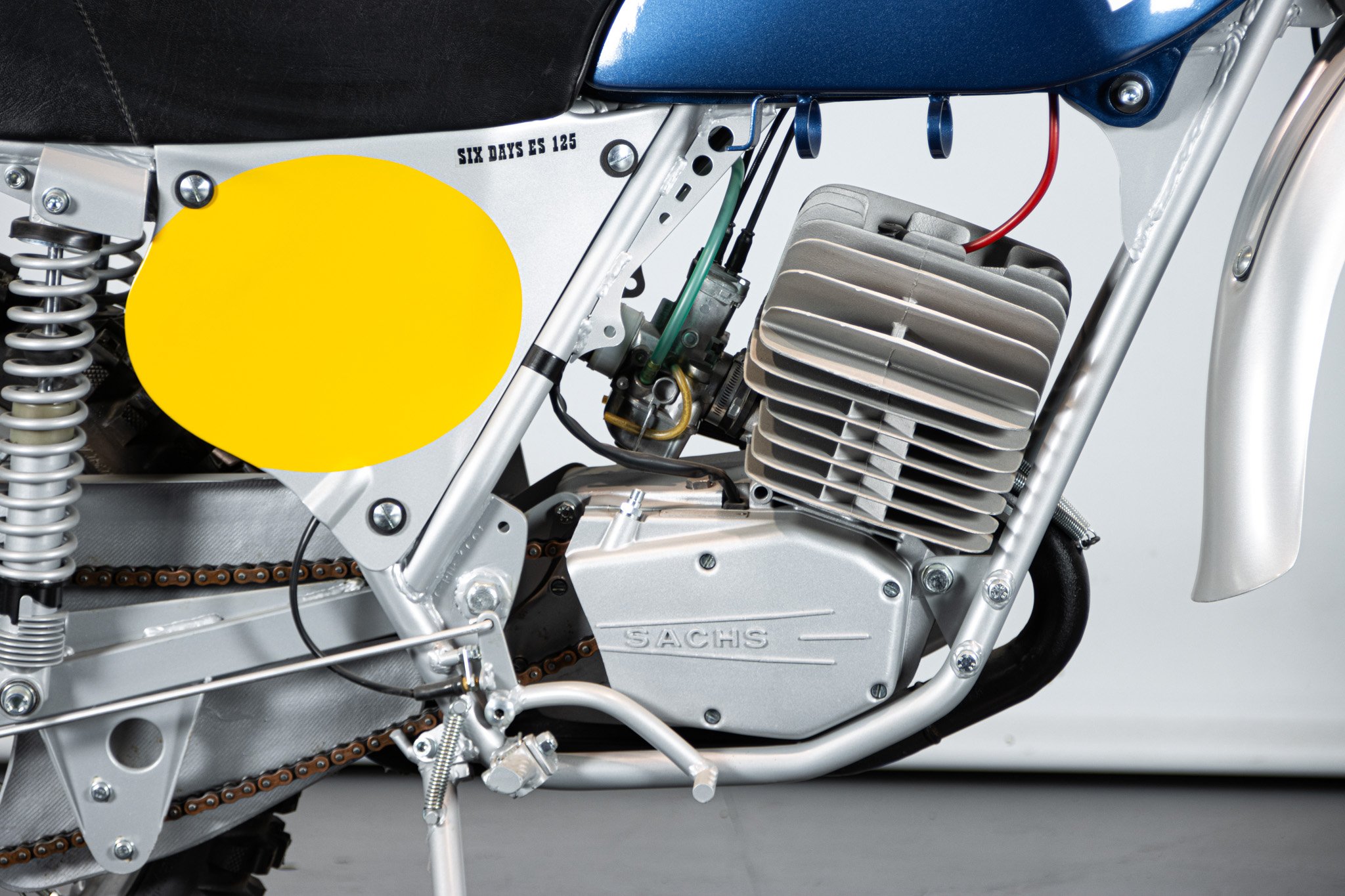 SWM SIX DAYS ES 125 
