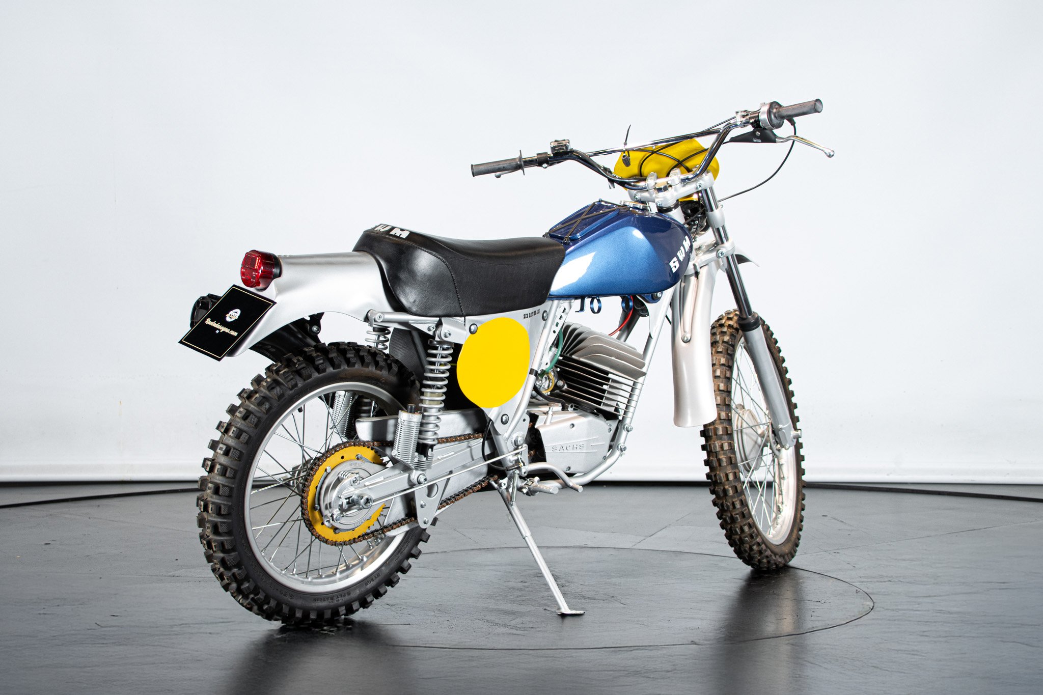 SWM SIX DAYS ES 125 