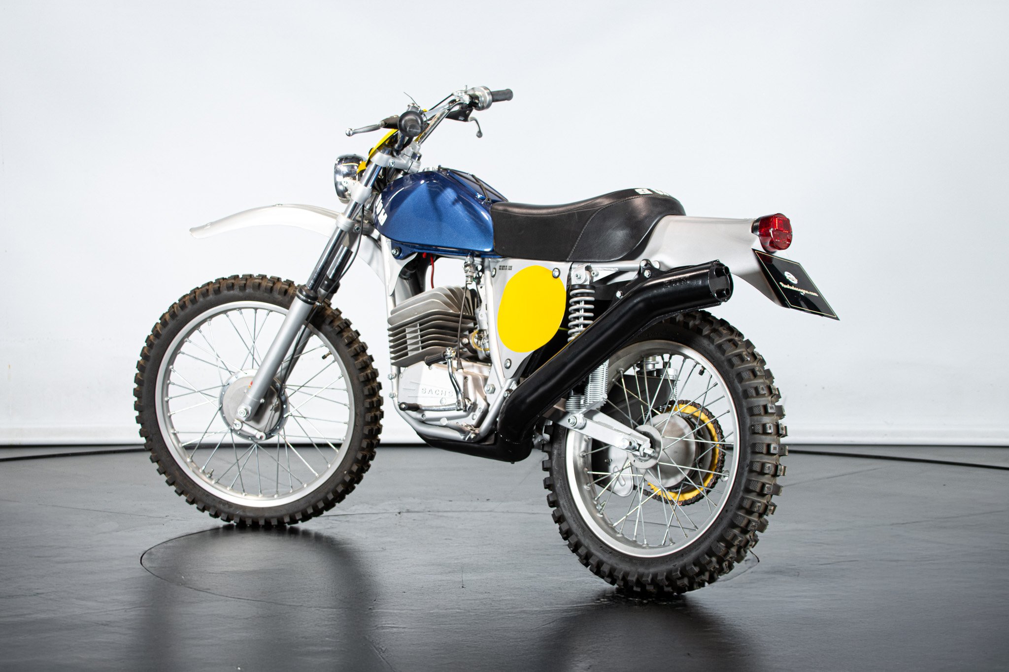 SWM SIX DAYS ES 125 
