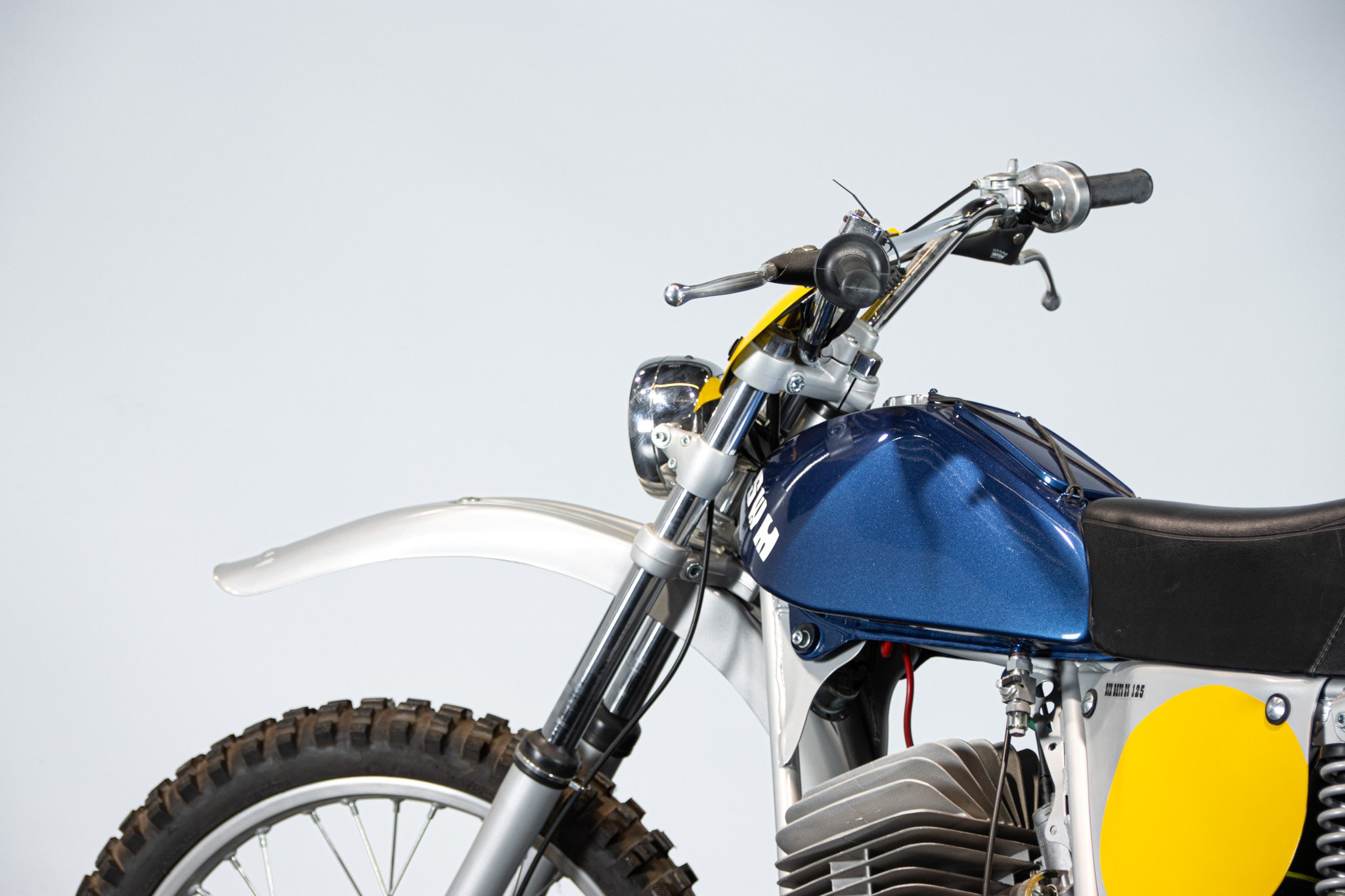 SWM SIX DAYS ES 125 