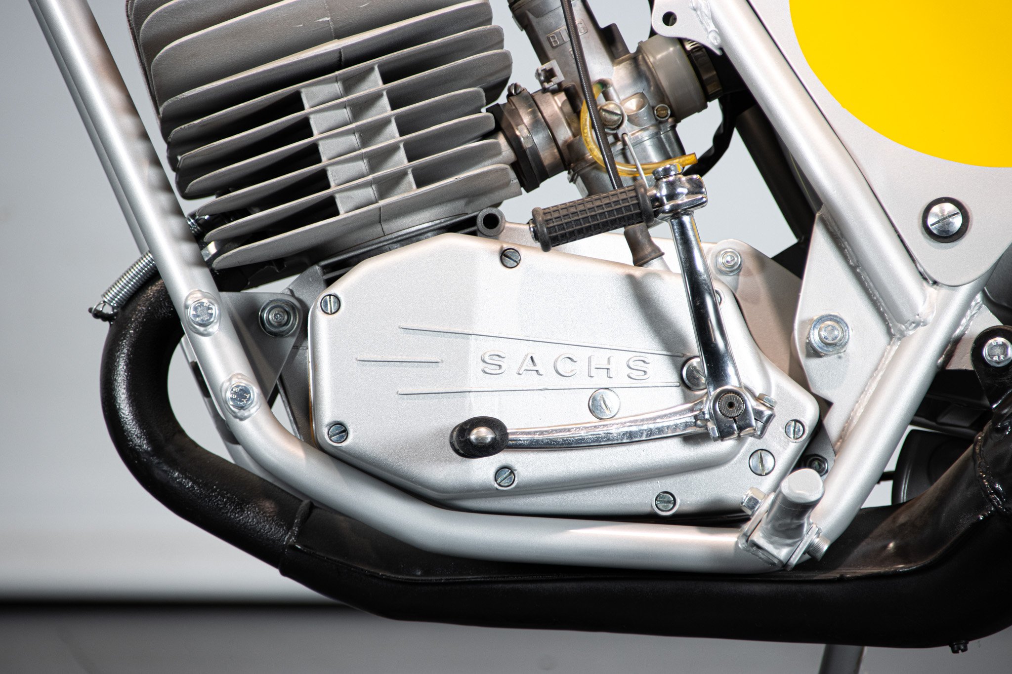 SWM SIX DAYS ES 125 