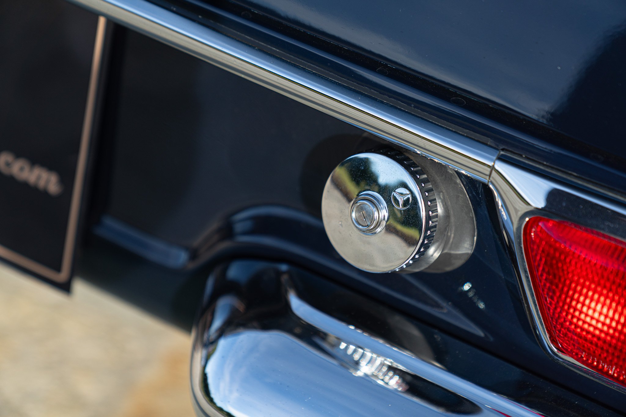 Mercedes Benz 280 SL 