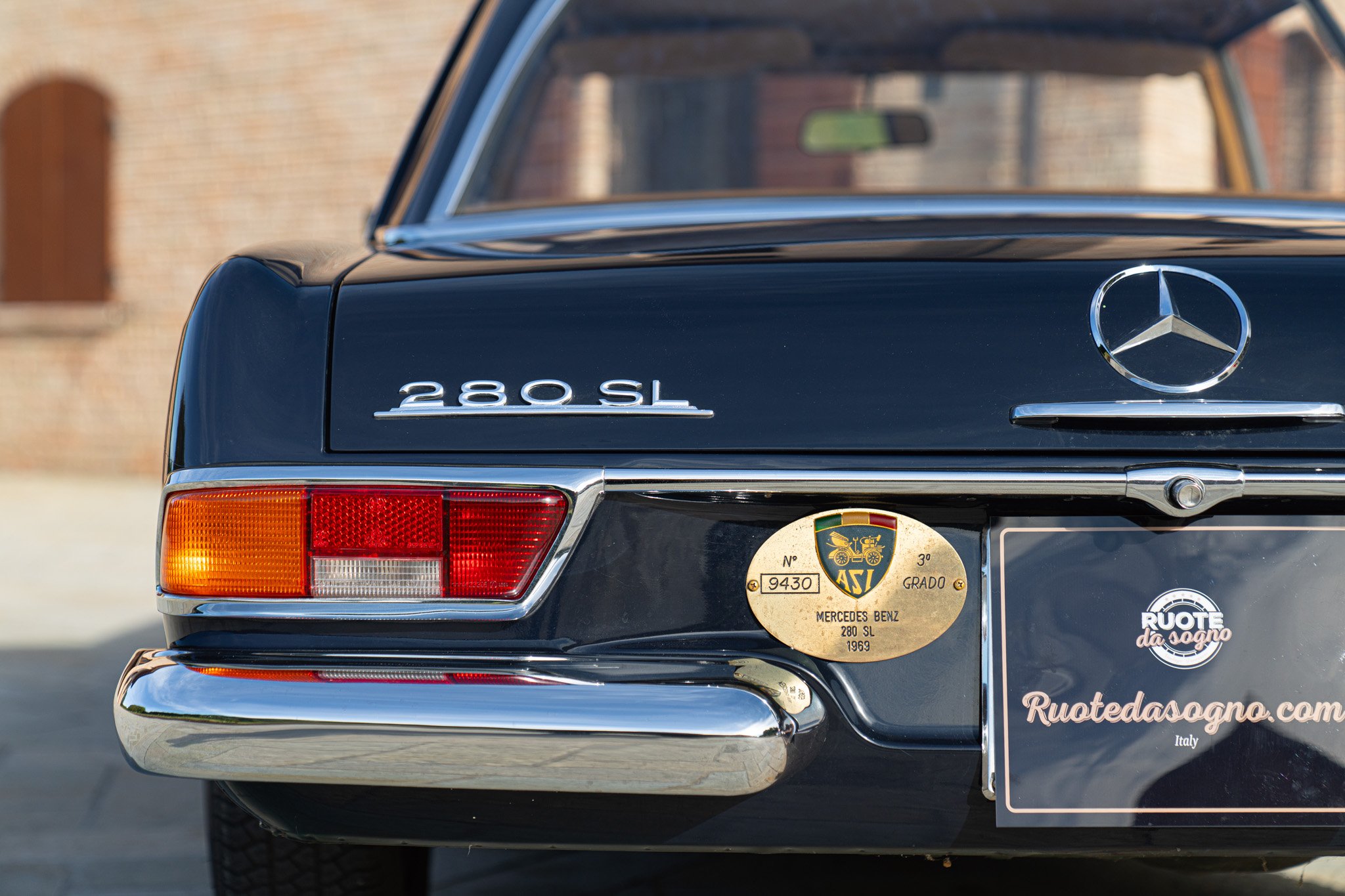 Mercedes Benz 280 SL 