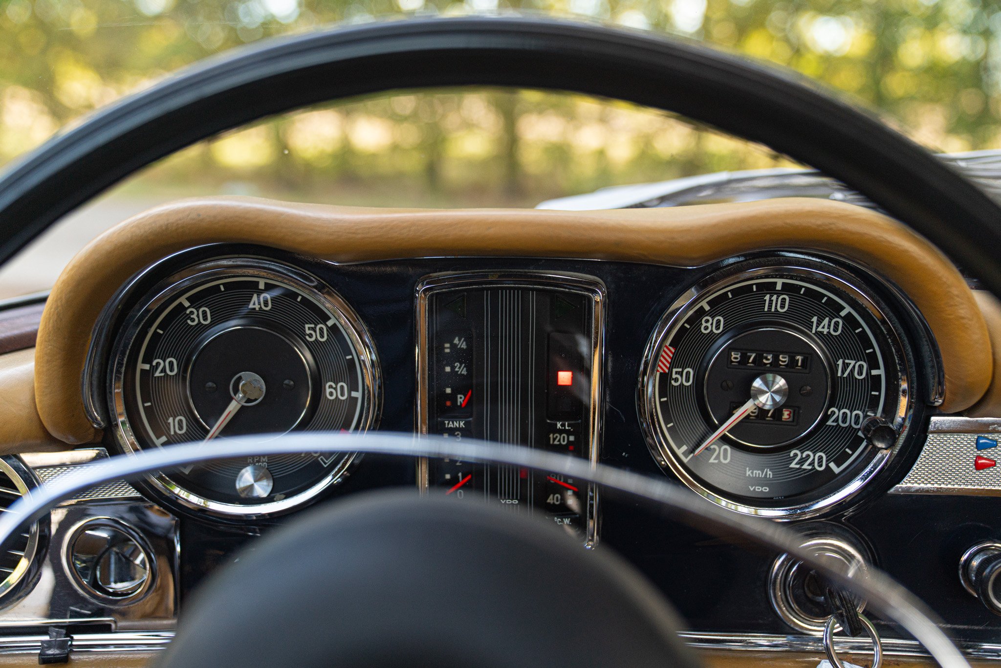 Mercedes Benz 280 SL 