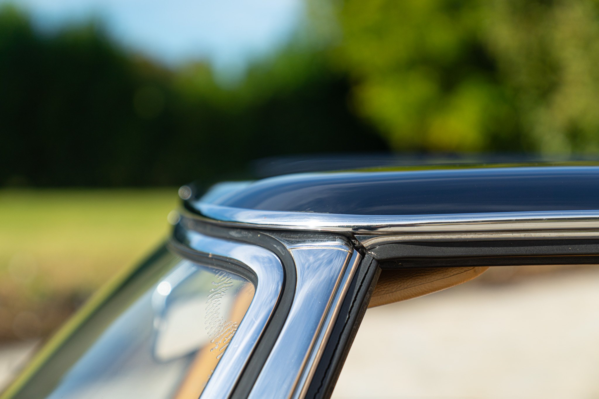 Mercedes Benz 280 SL 