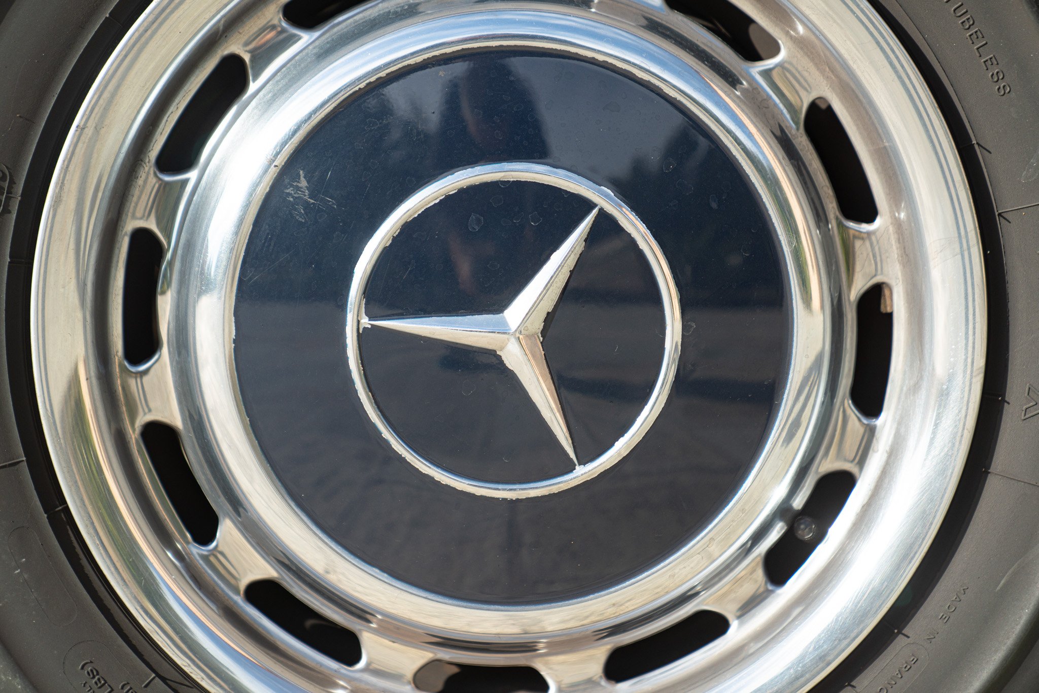 Mercedes Benz 280 SL 