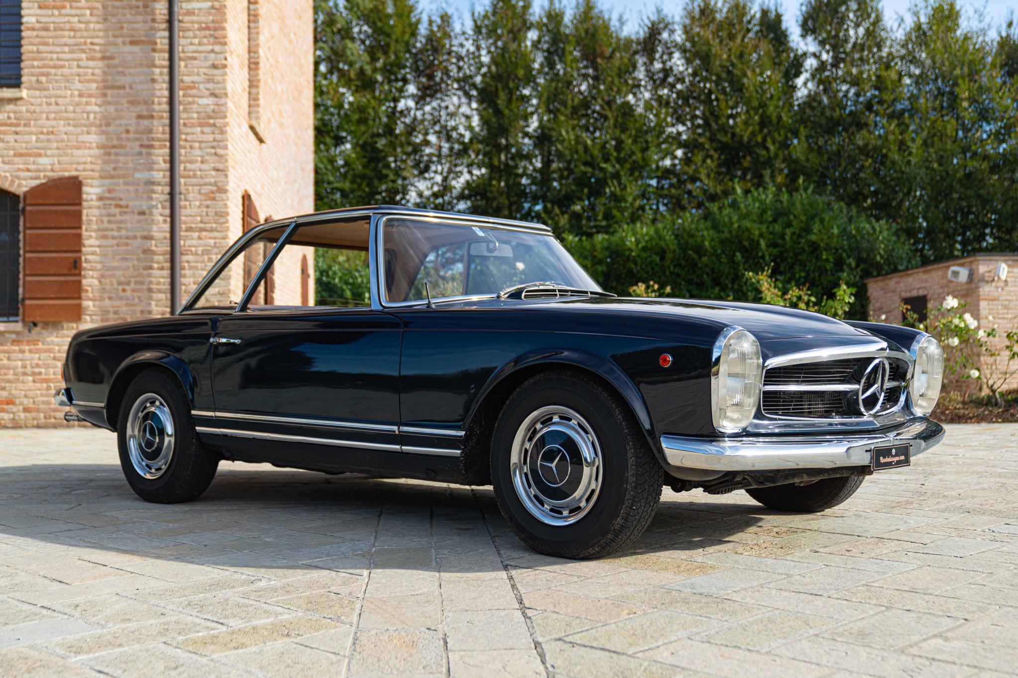Mercedes Benz 280 SL 