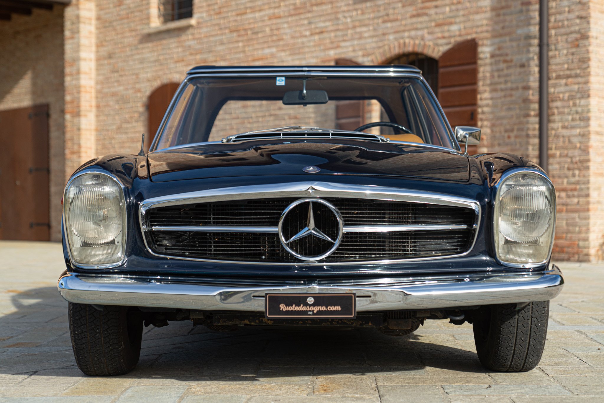 Mercedes Benz 280 SL 